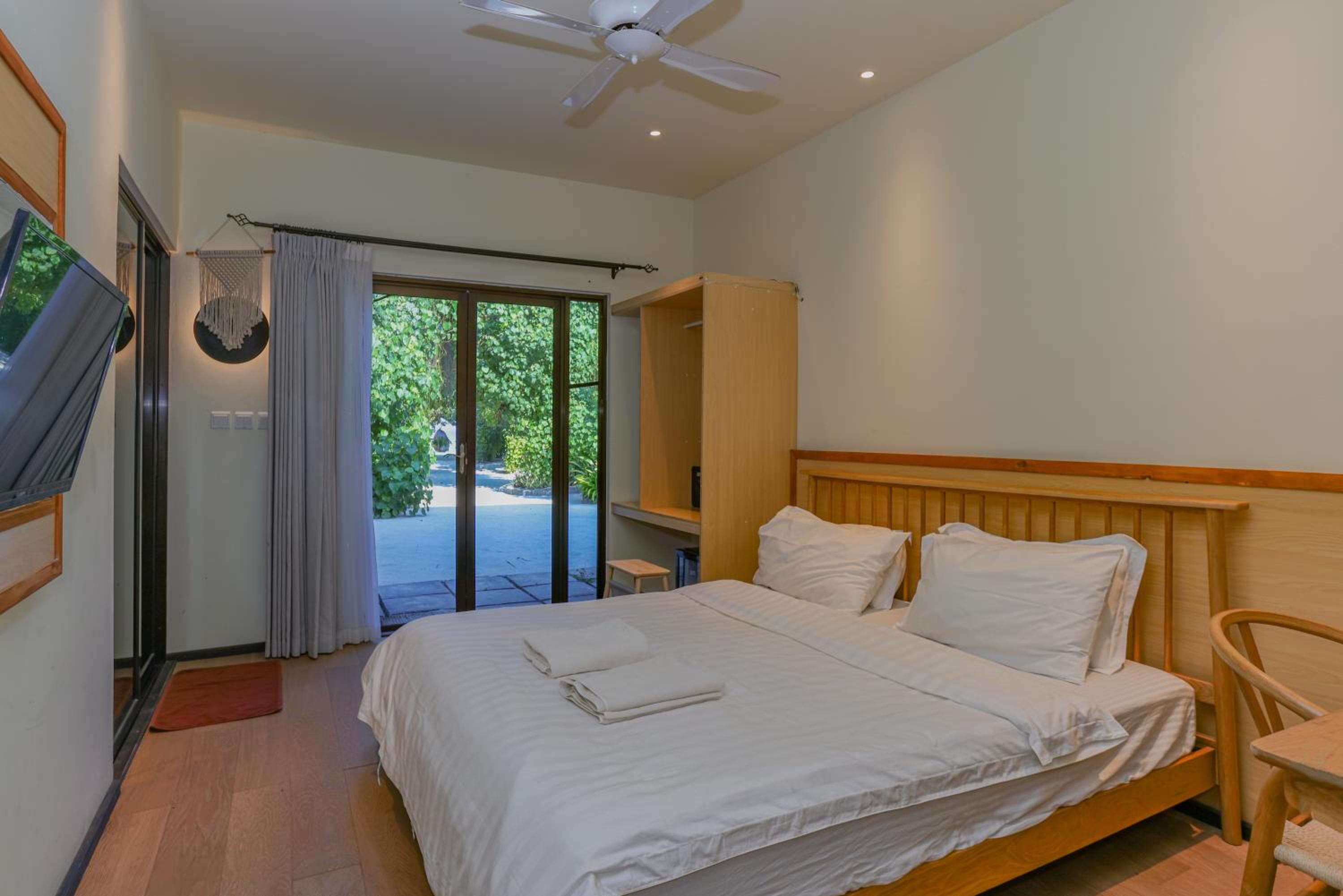 Double or Twin Room with Sea View photo 1