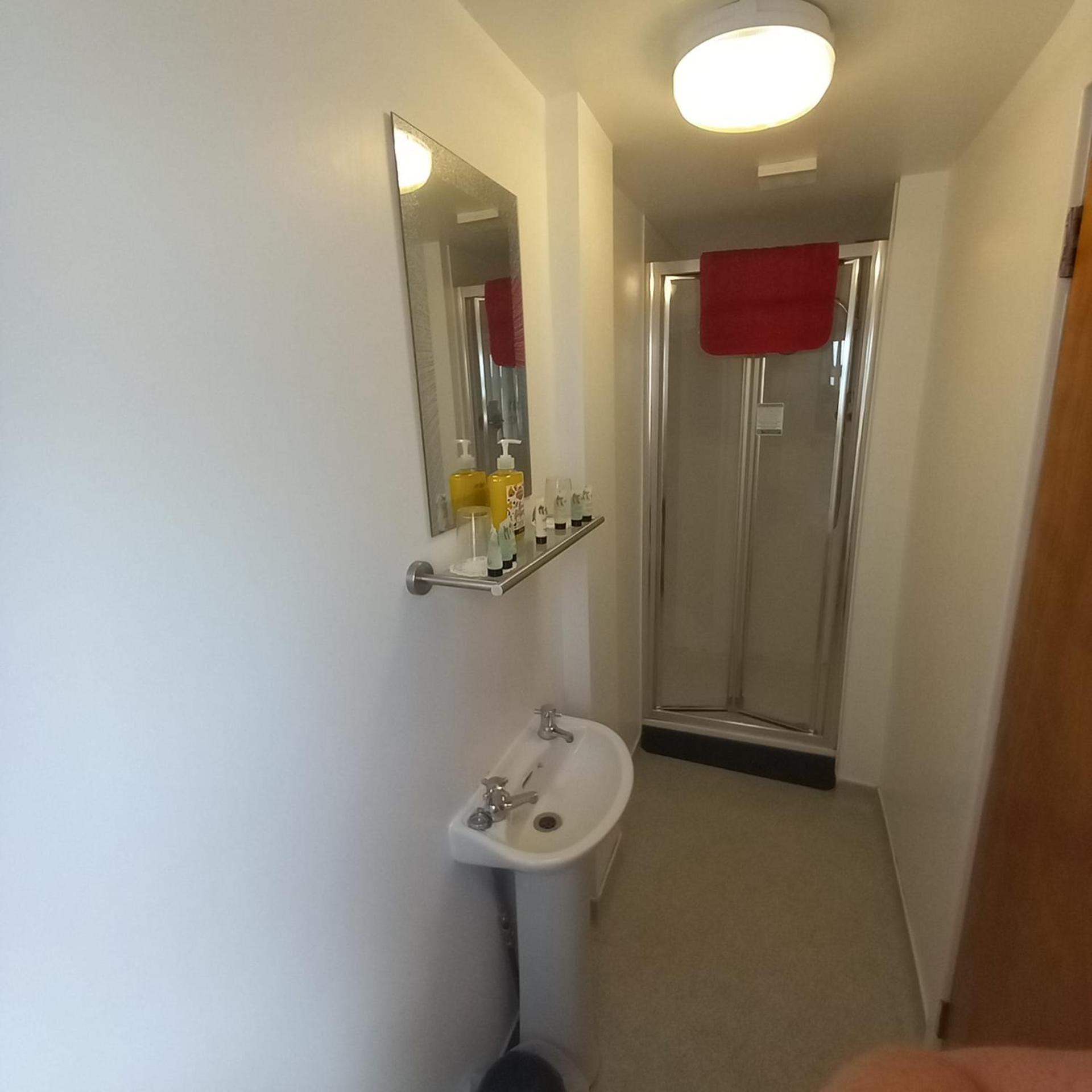Family Room with Private Bathroom photo 3