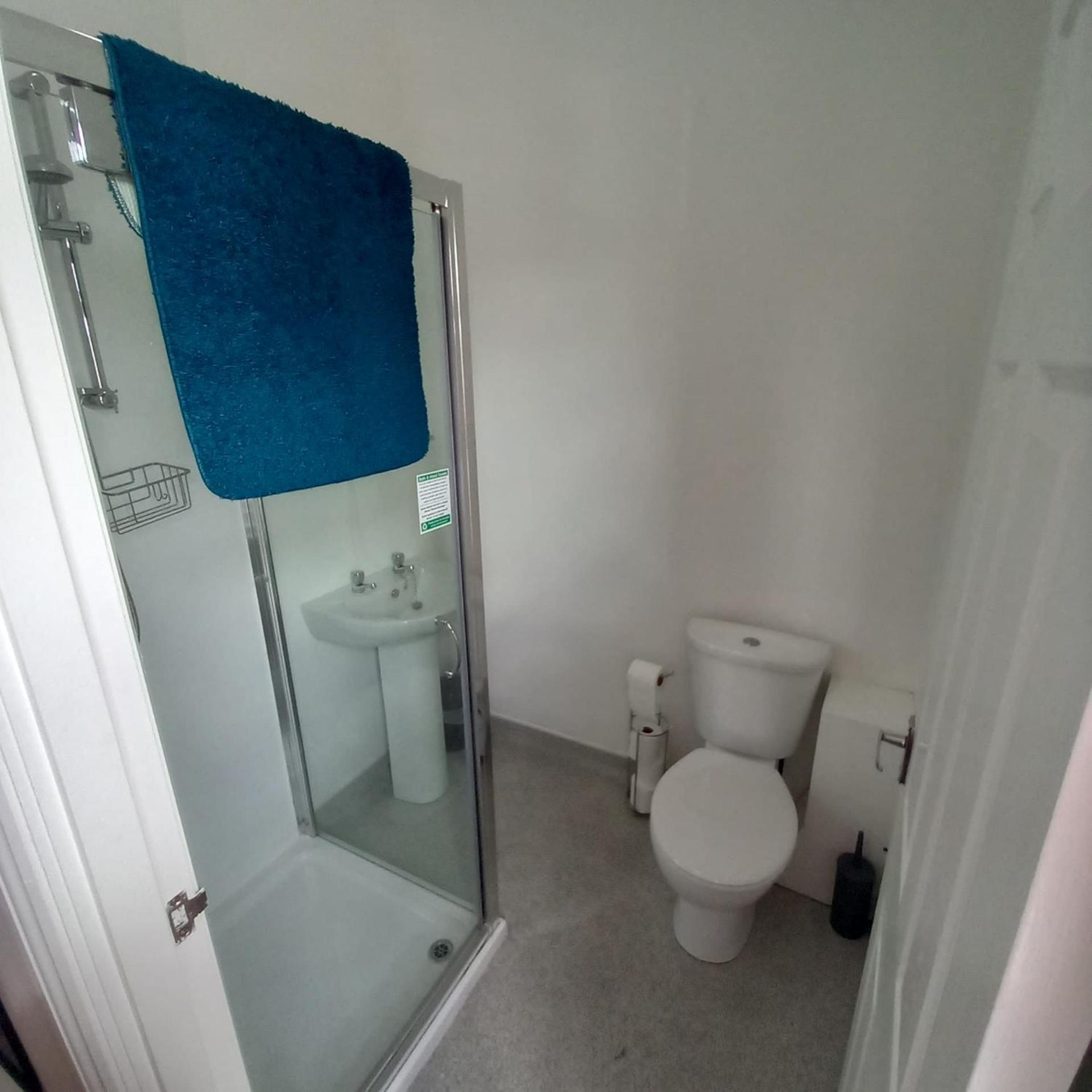 Large Double Room photo 3