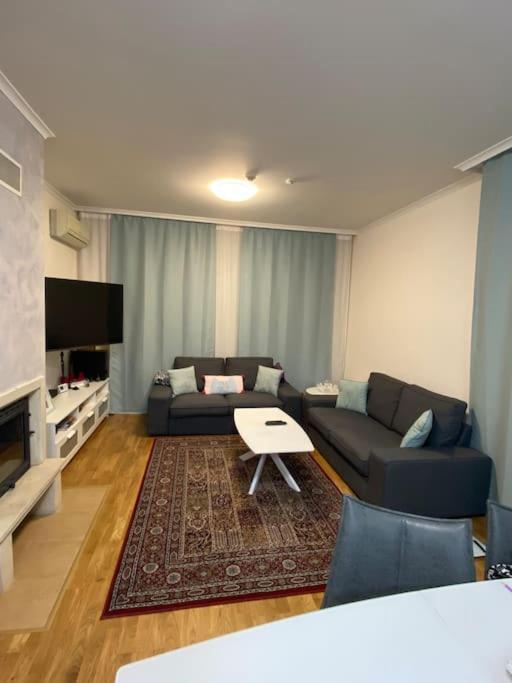 Three-Bedroom House photo 1