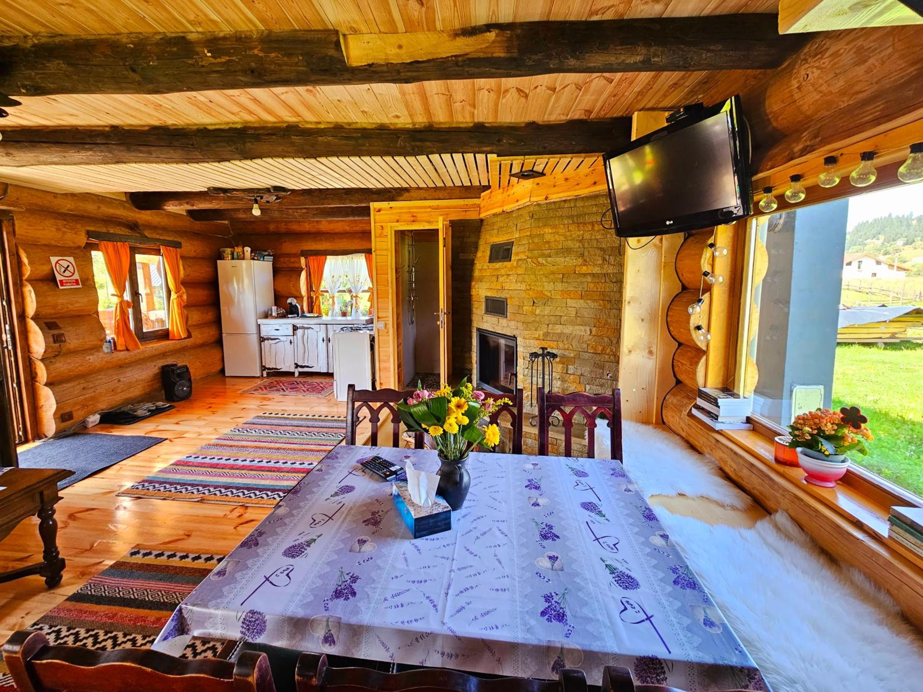 Three-Bedroom Chalet photo 3
