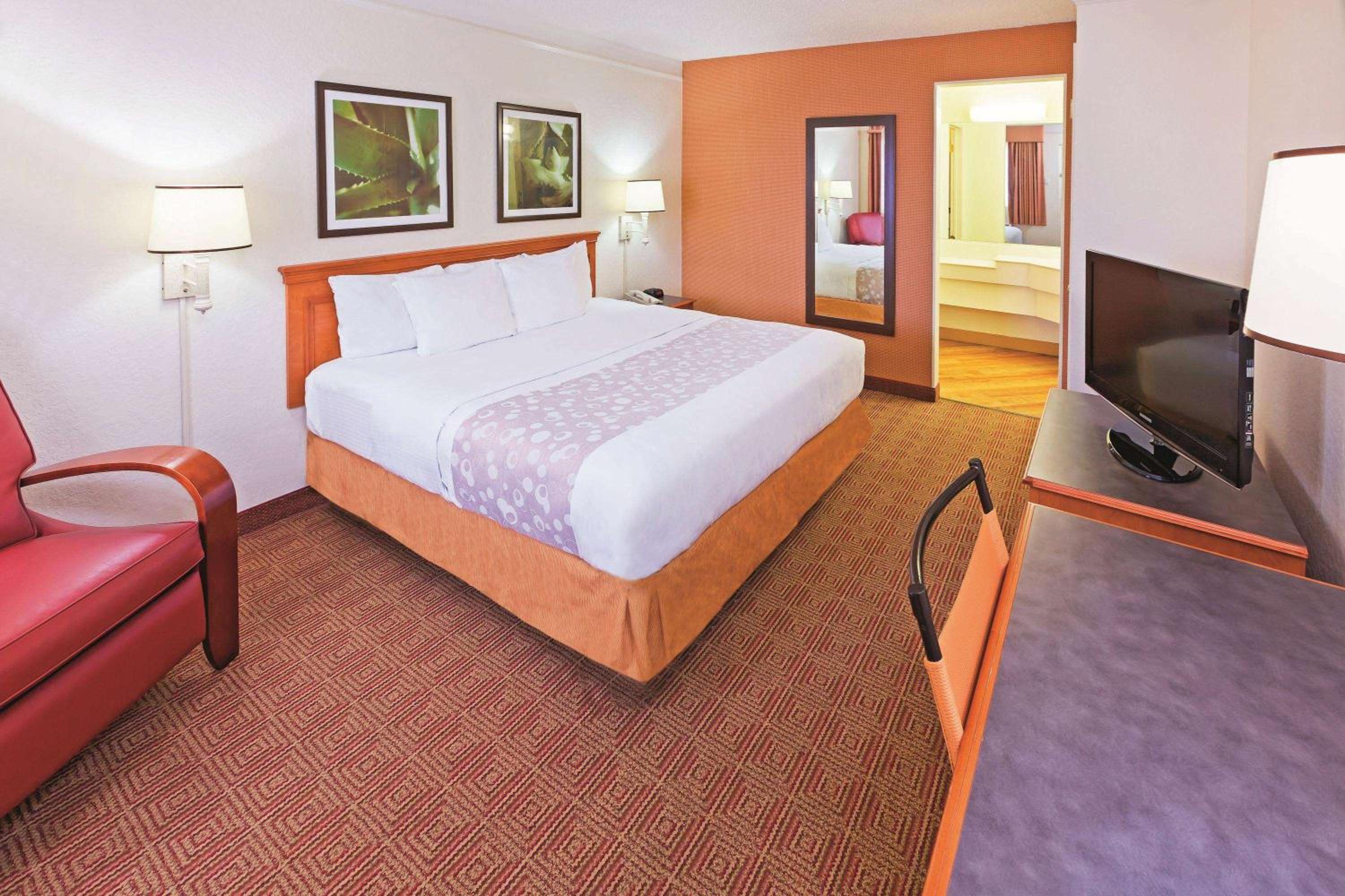 Standard King Room