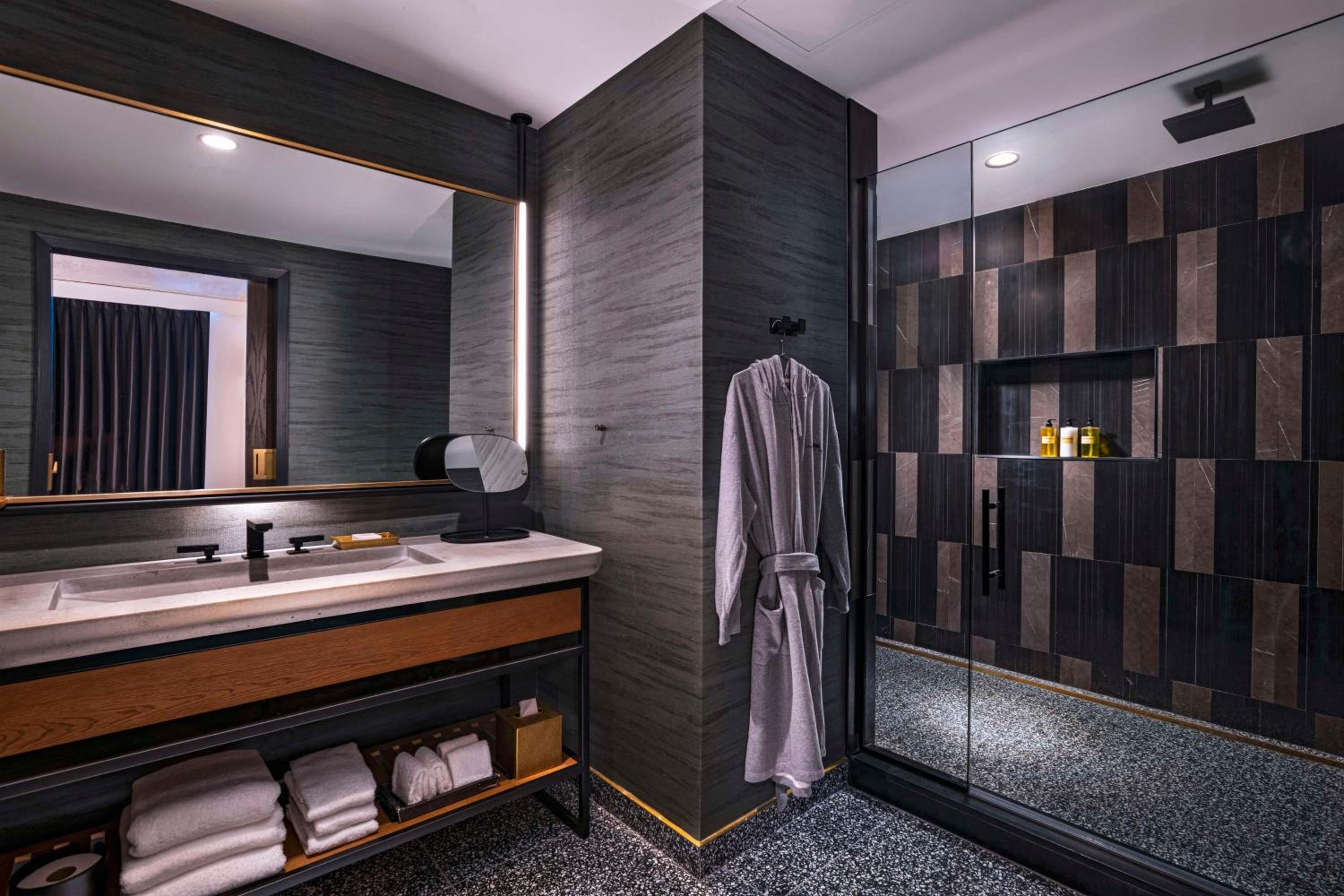 San Jacinto Suite - Photo 2