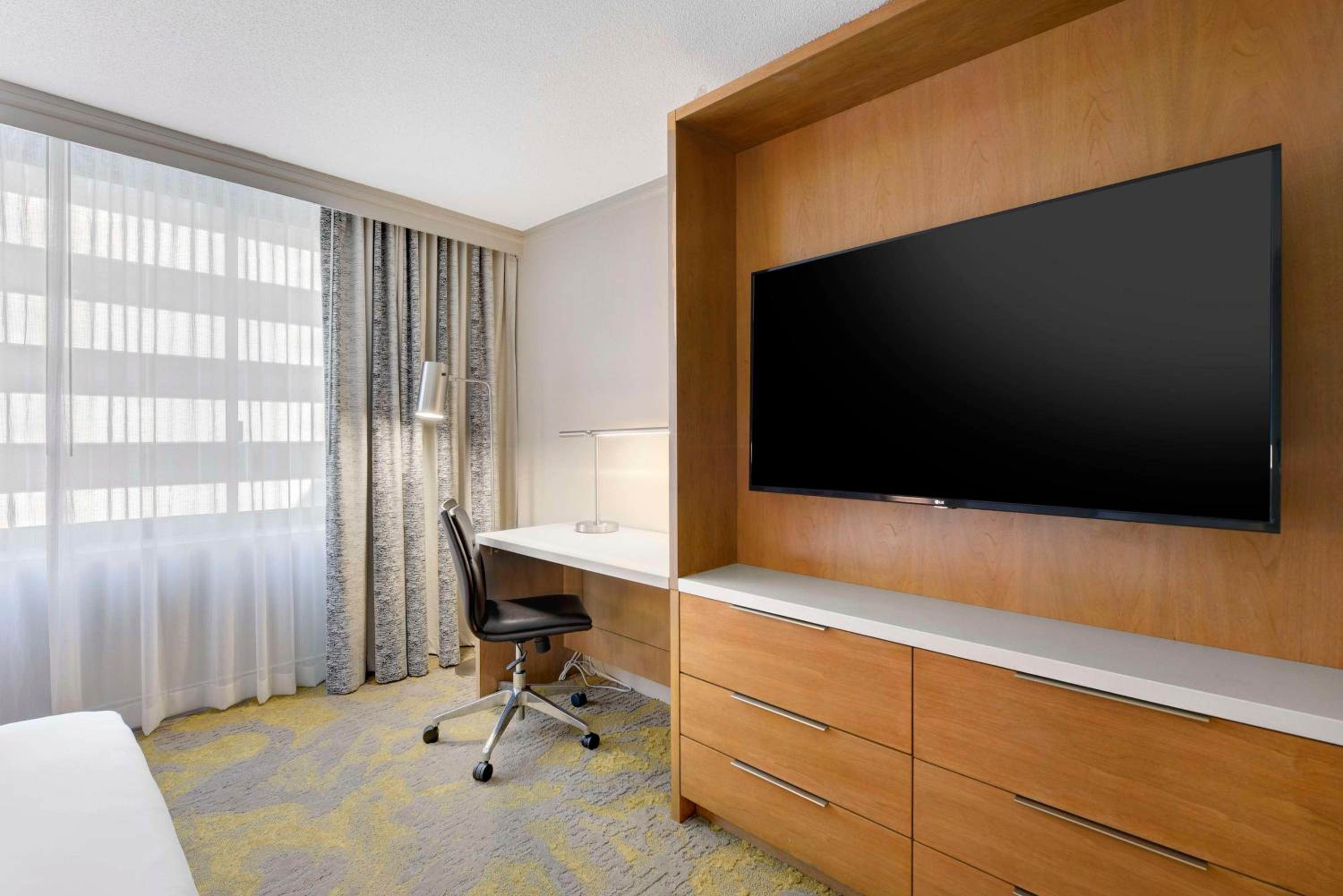 Double Room with Two Double Beds - Photo 6