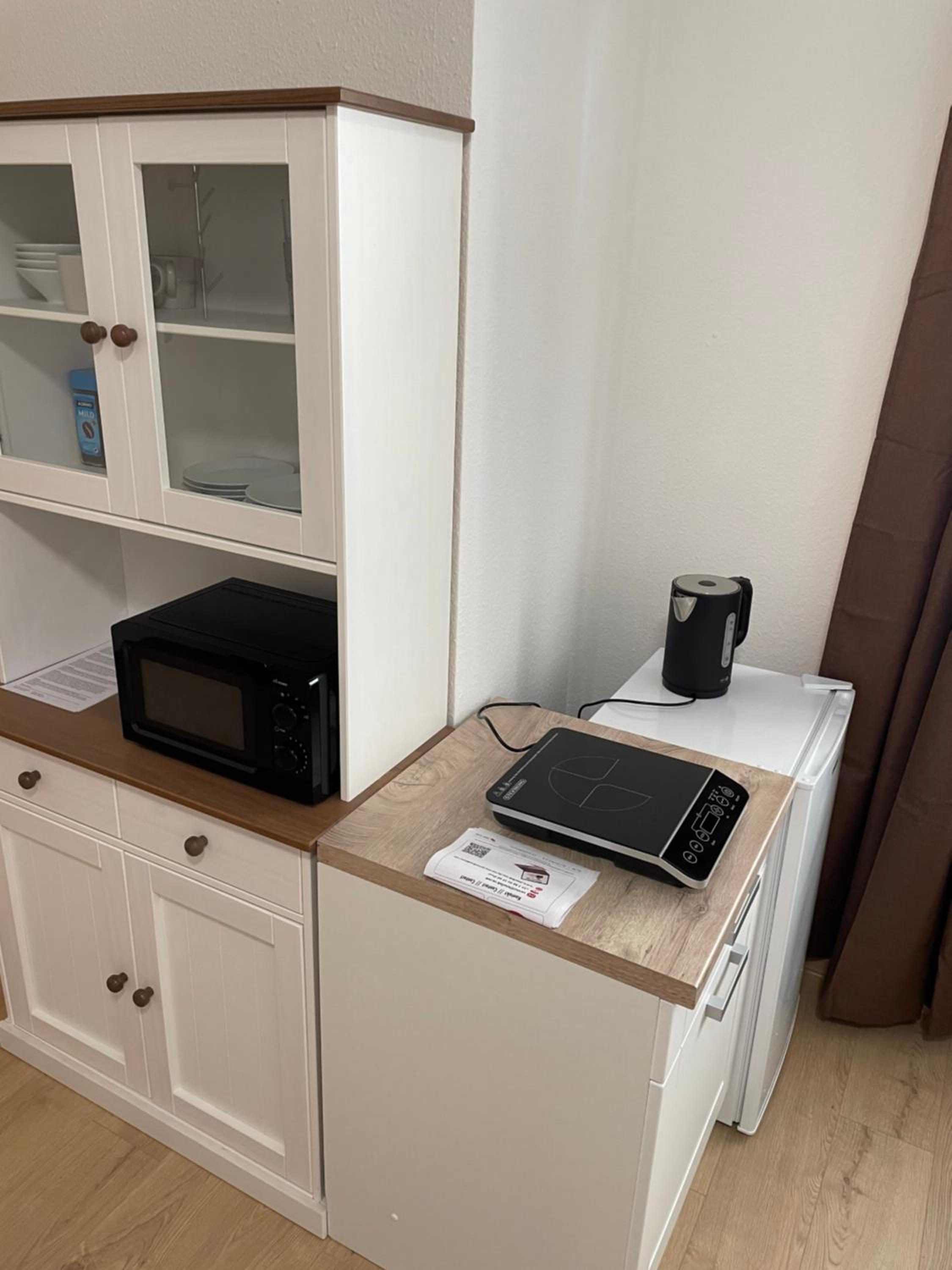 Apartment 5 photo 3