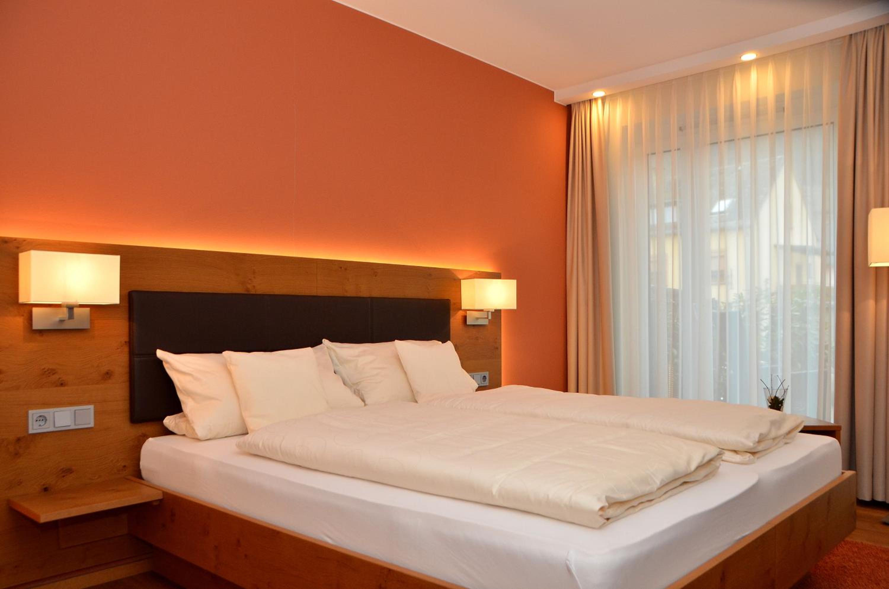 Double Room with Balcony - Photo 4