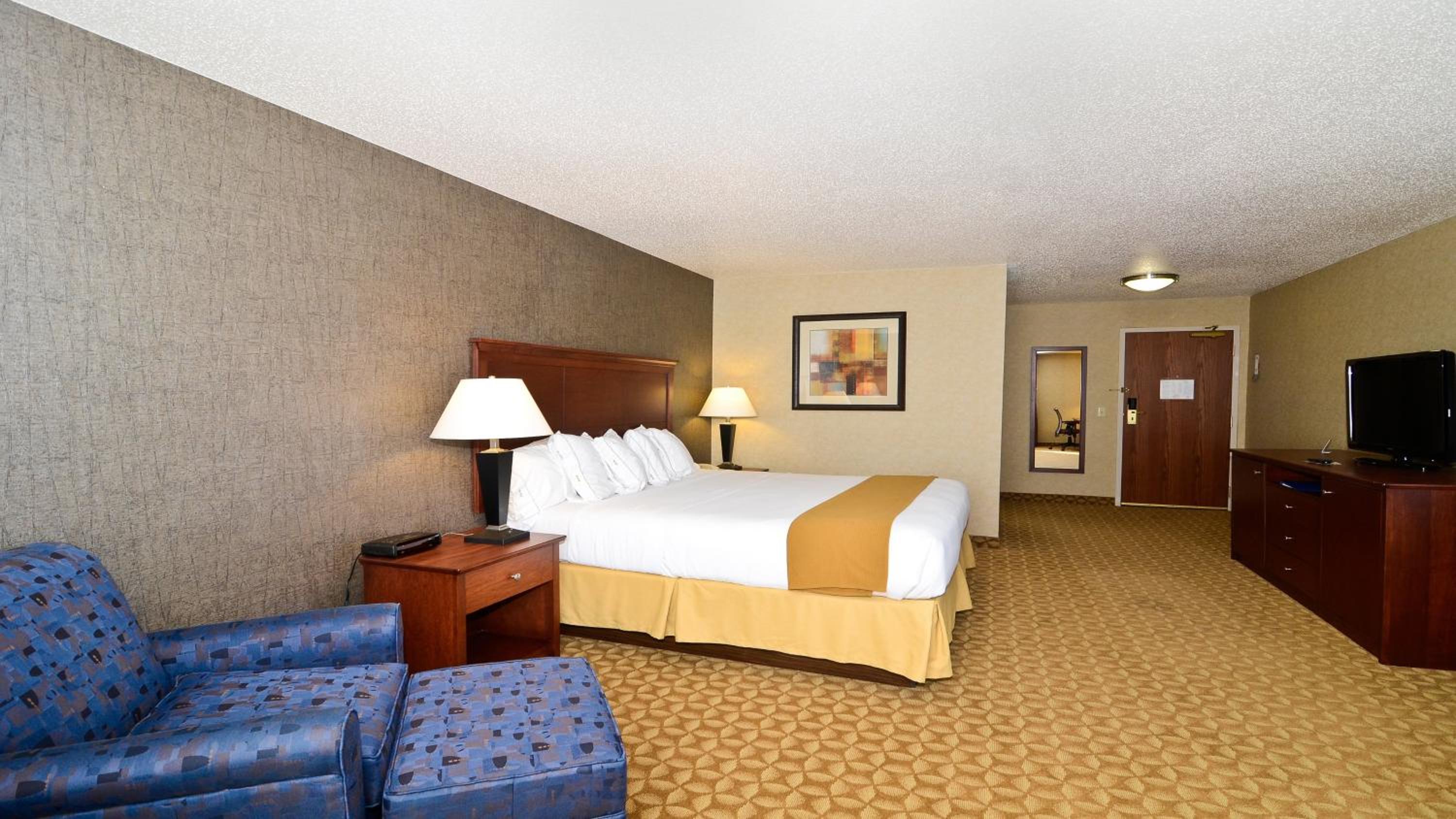 Standard King Room - Photo 1