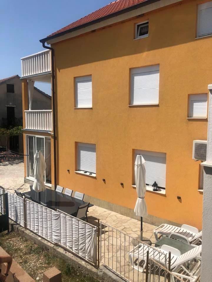 Apartment with Sea View - Photo 6