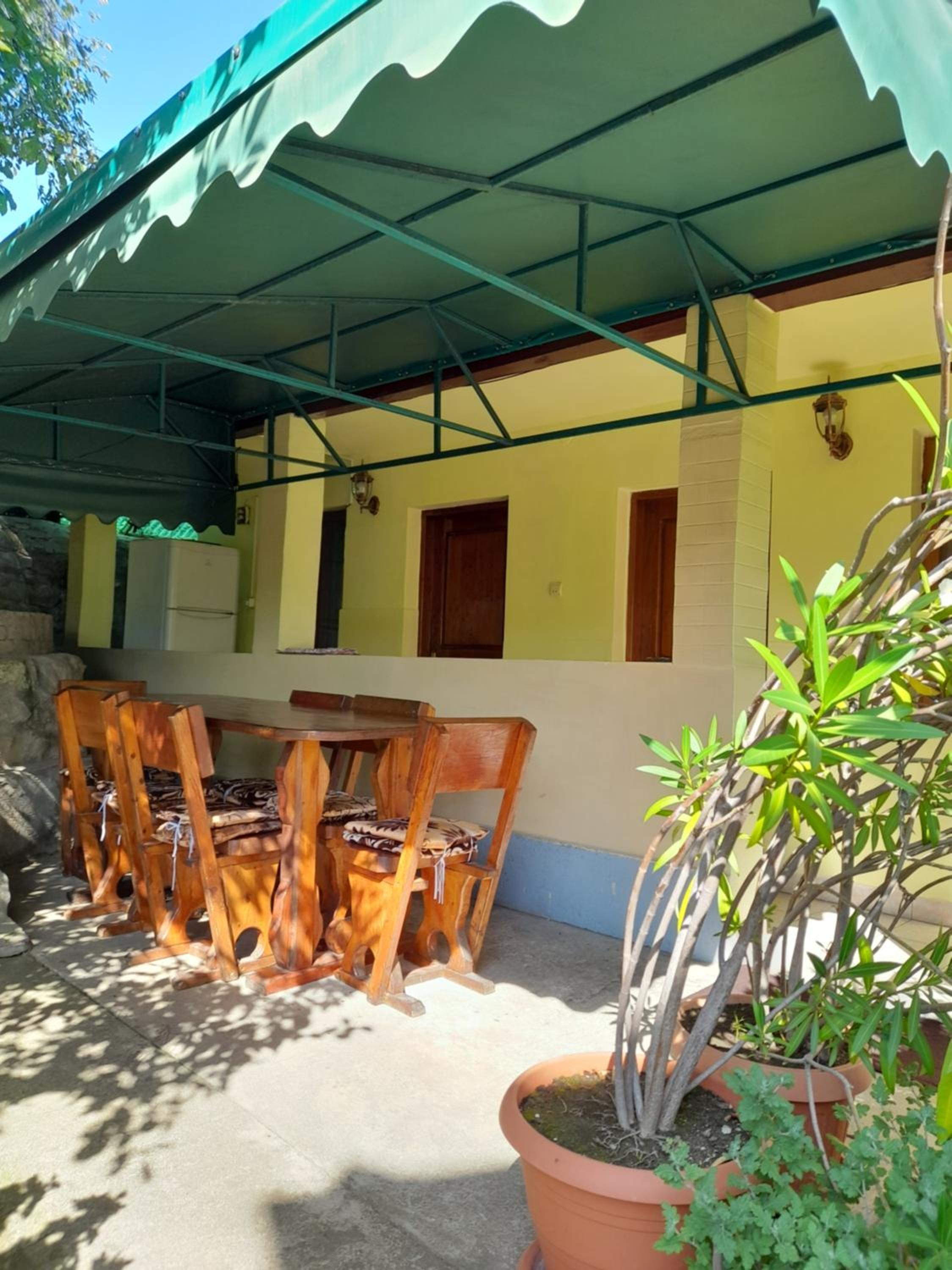 Two-Bedroom House - Photo 24