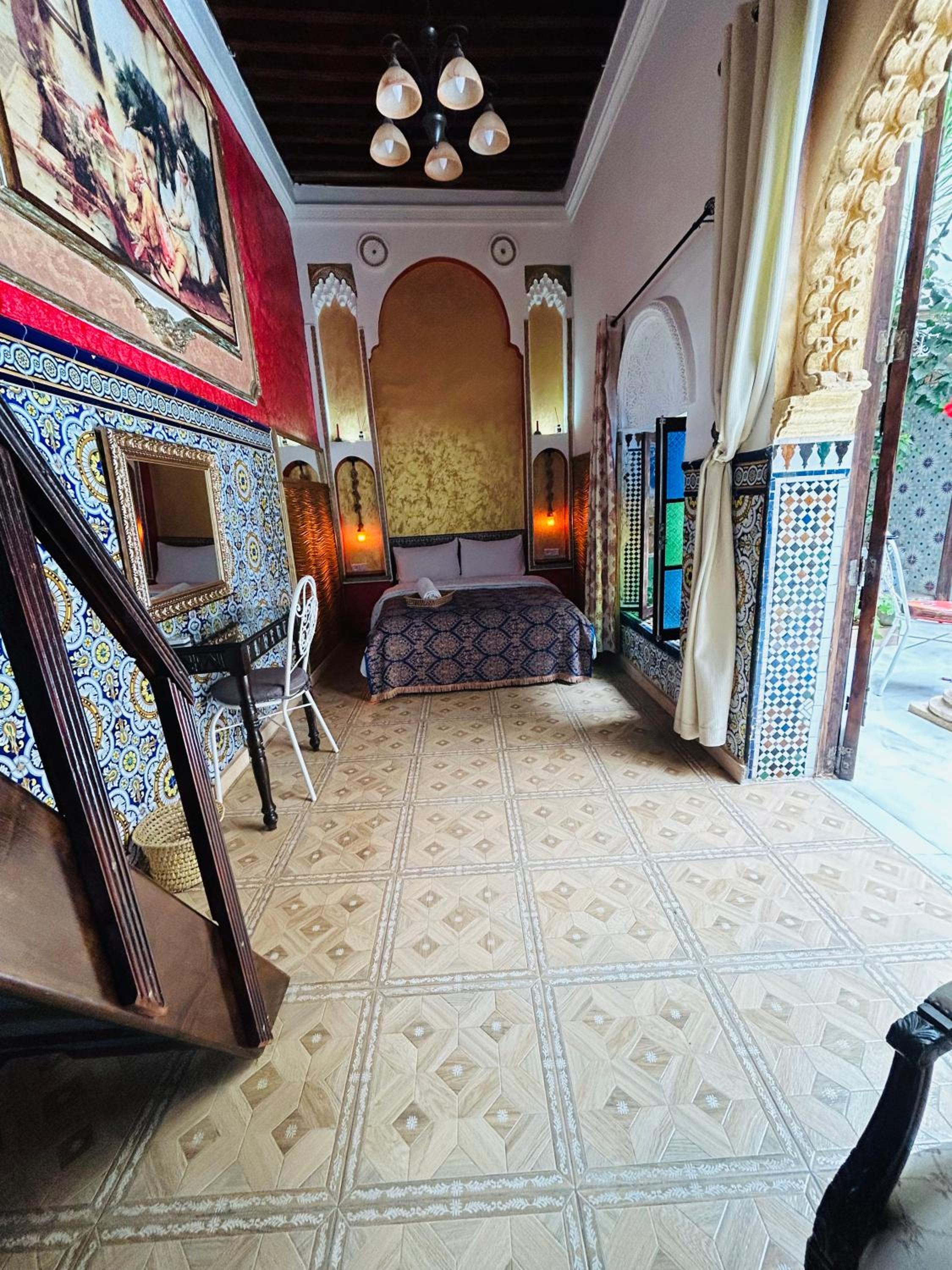 Duplex Quadruple Room - Photo 8