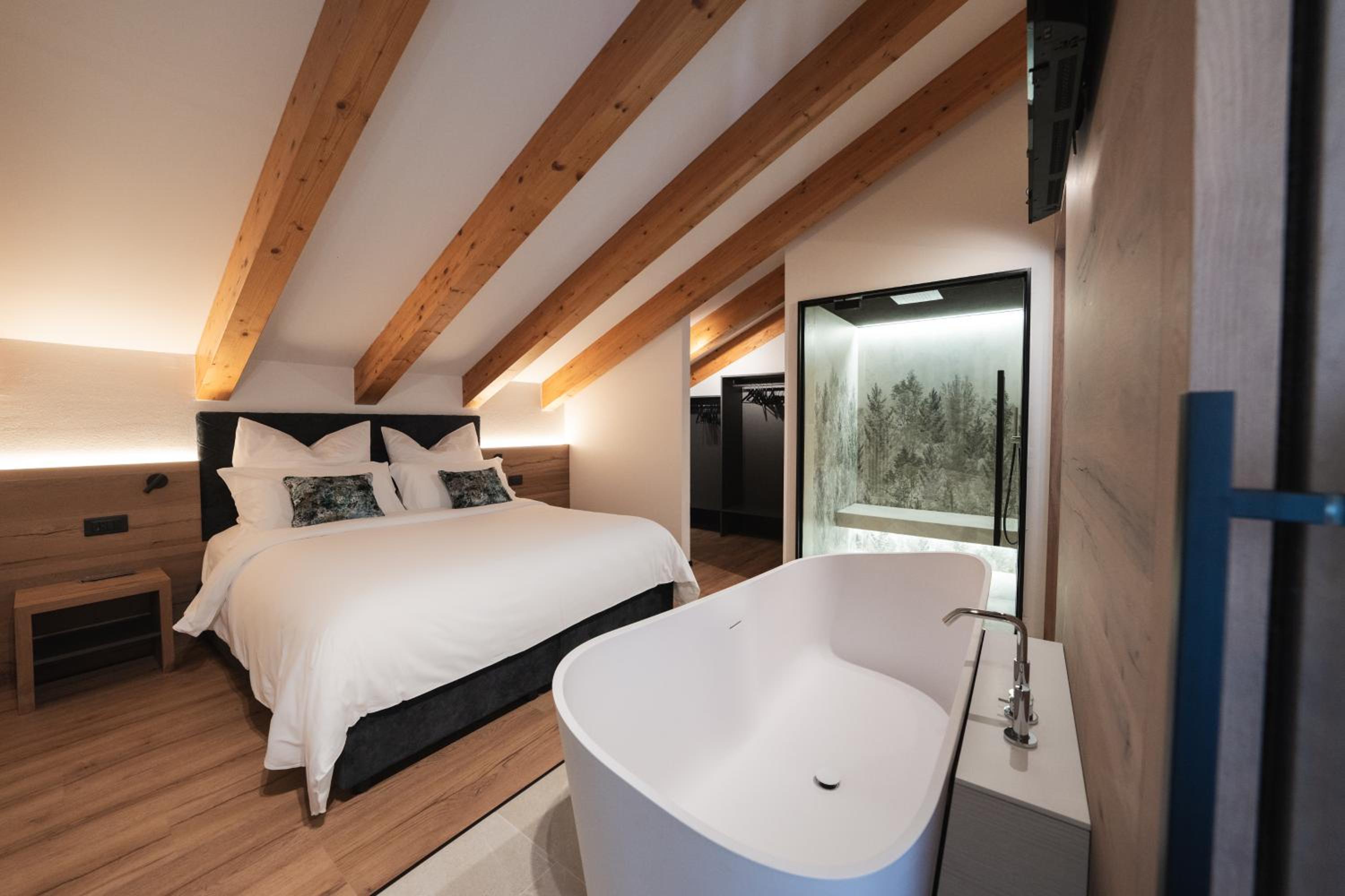 Suite with Sauna