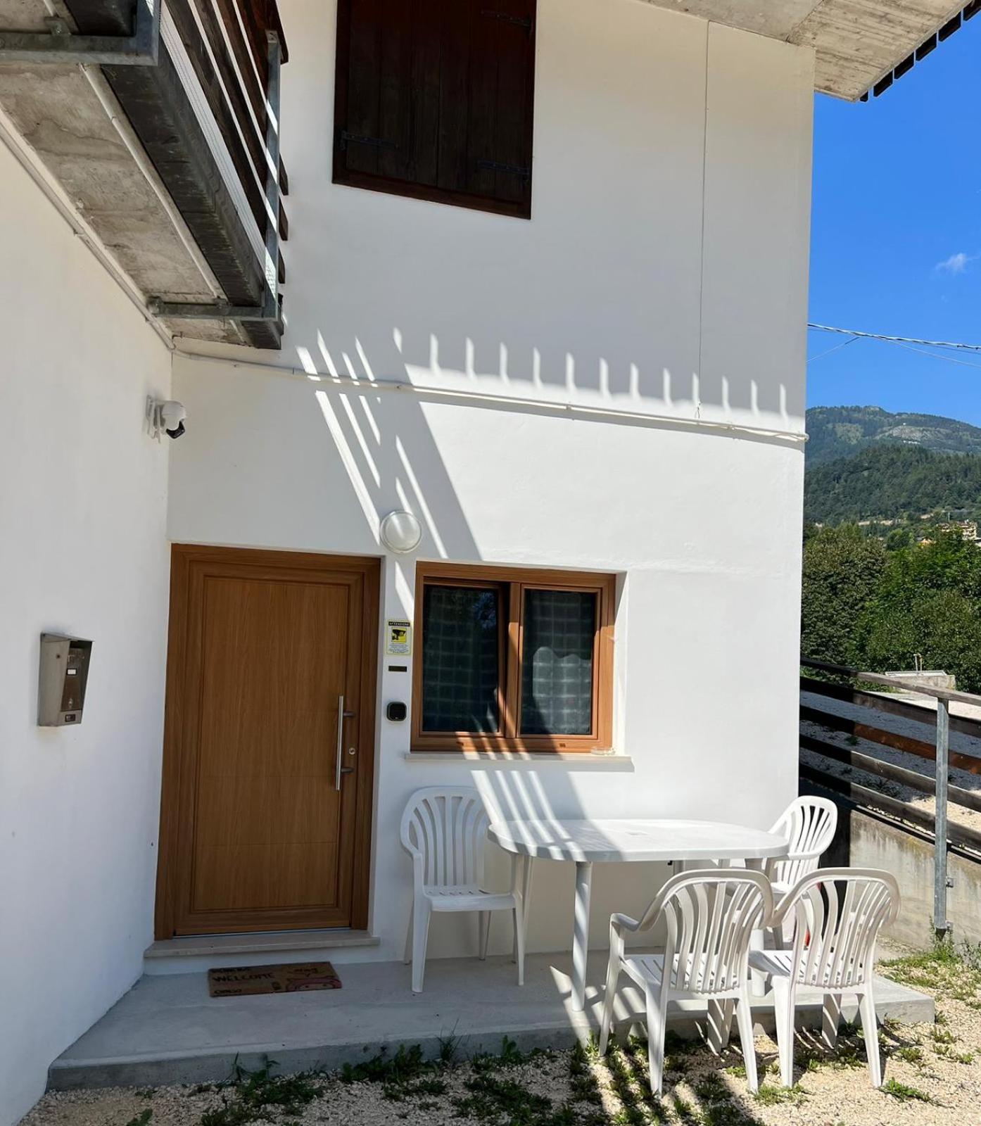 Apartment with Mountain View photo 3