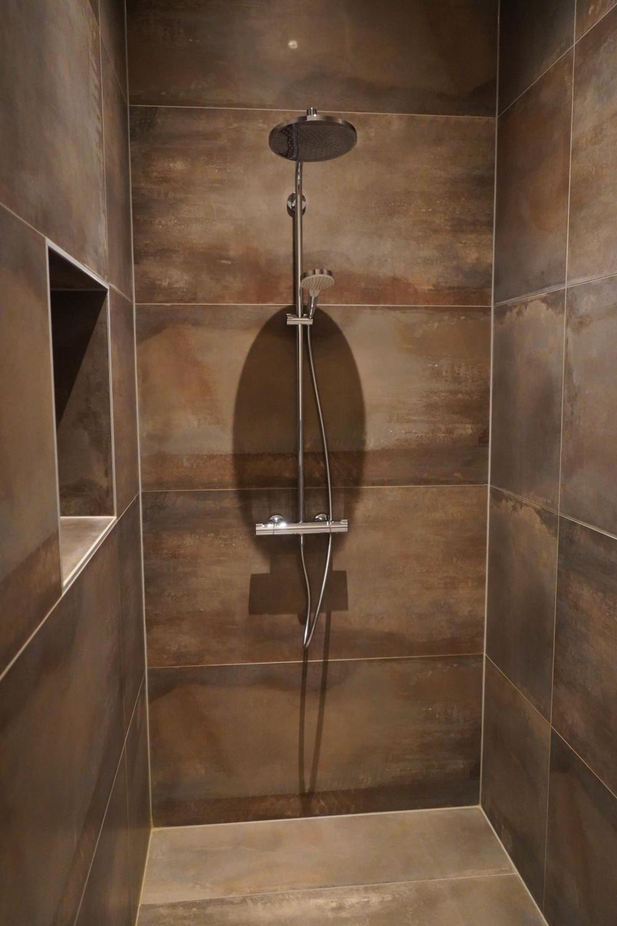 Deluxe Junior Suite - Photo 6