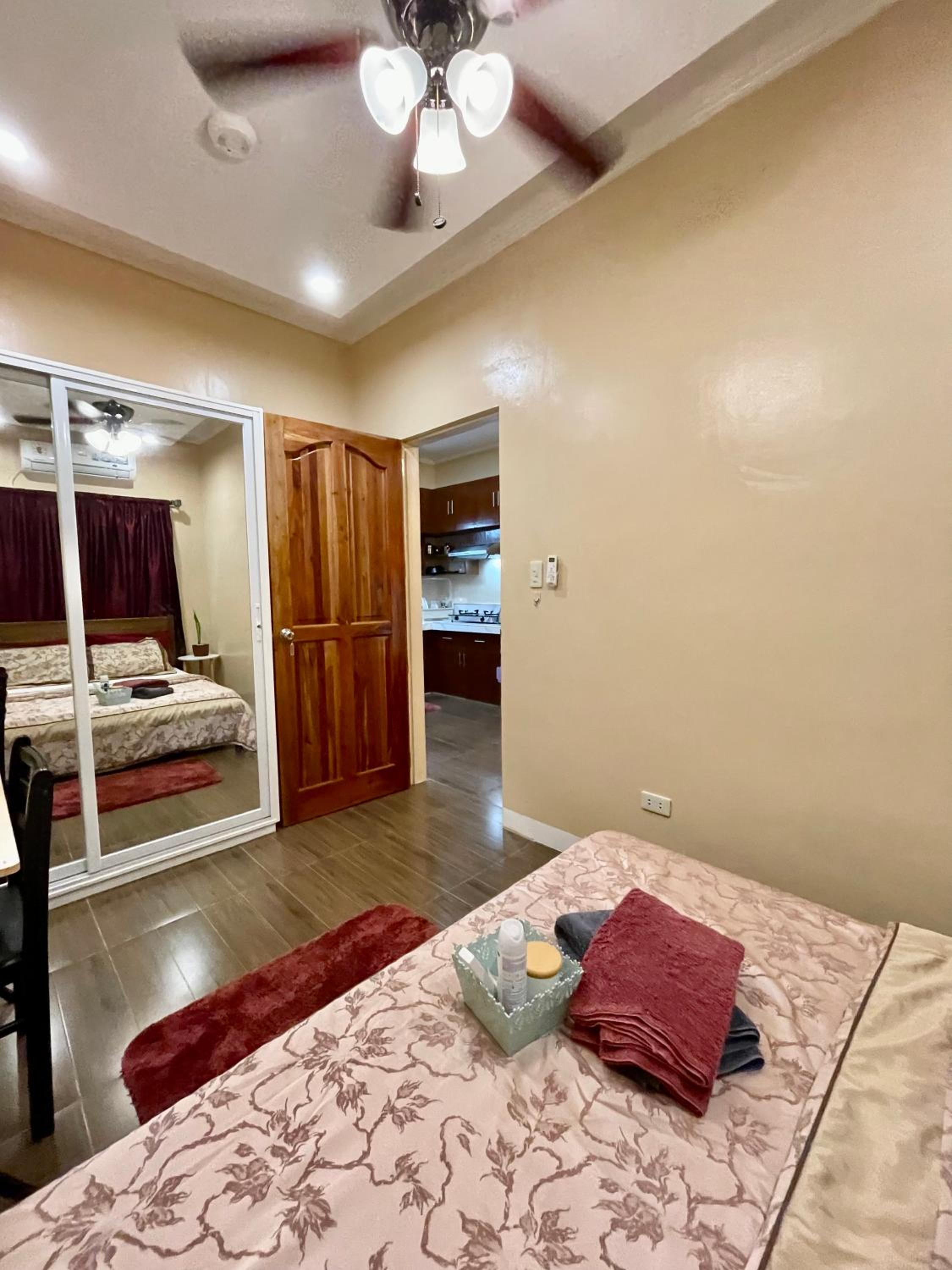 One-Bedroom Apartment - Photo 23