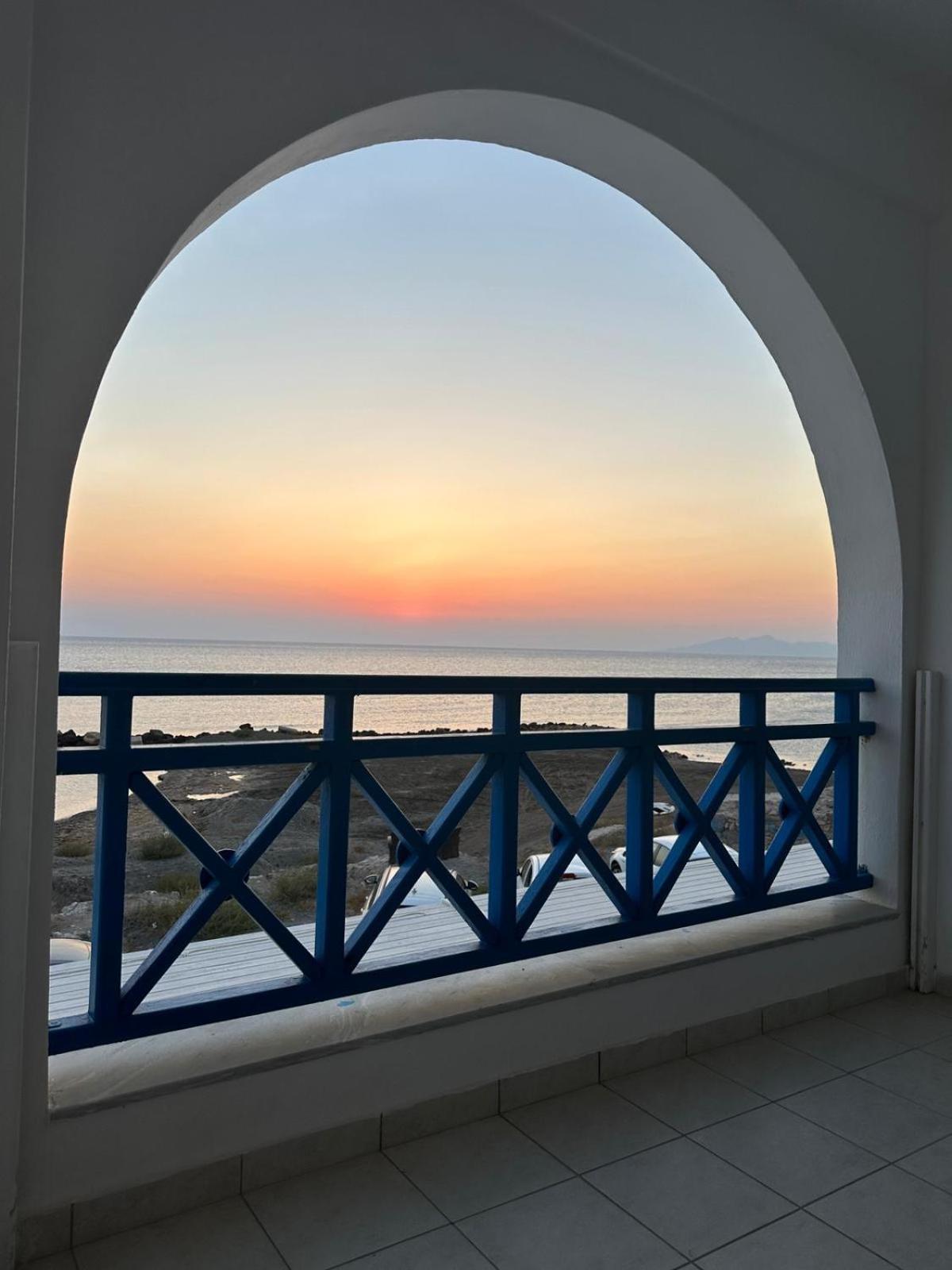 Apartment with Sea View photo 2