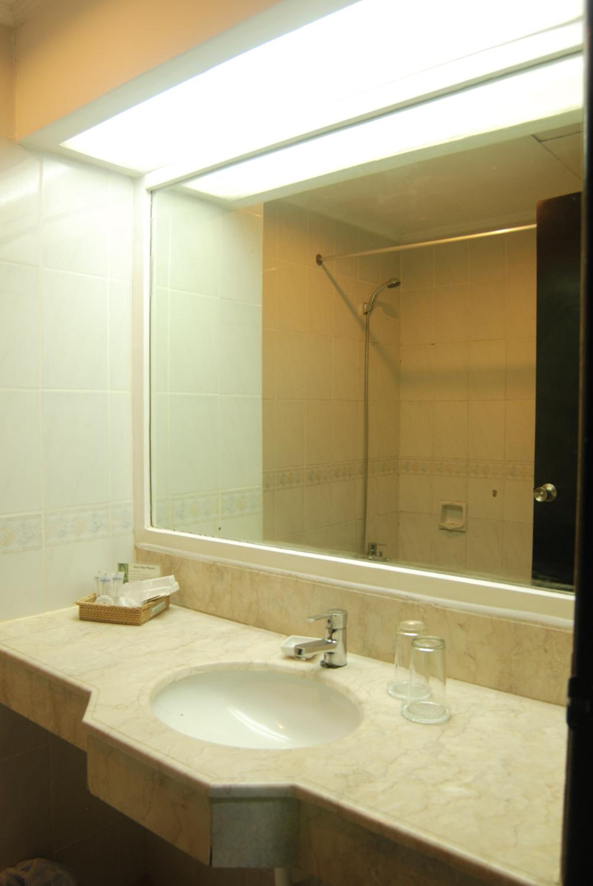 Triple Room - Photo 12