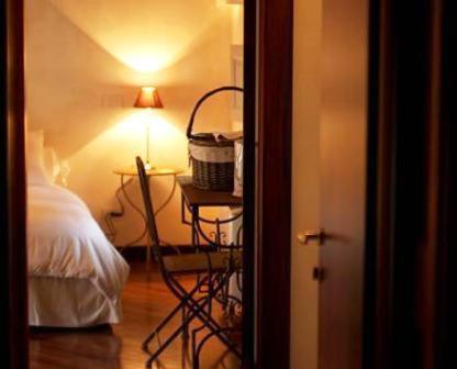 Superior Double Room - Photo 11