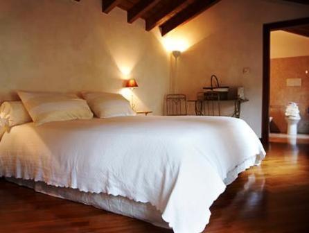 Superior Double Room with Spa Bath - Photo 10