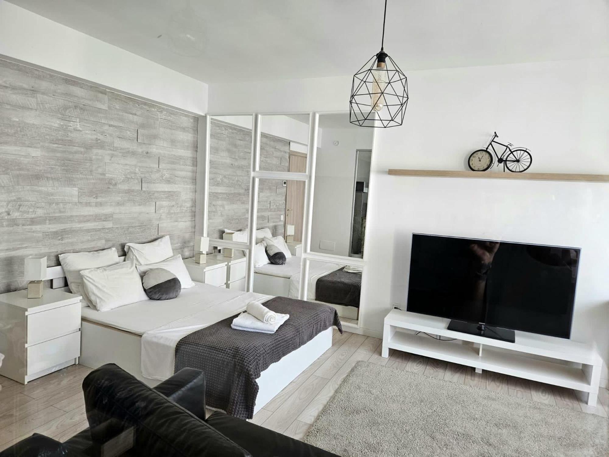 Studio Apartment - Photo 36