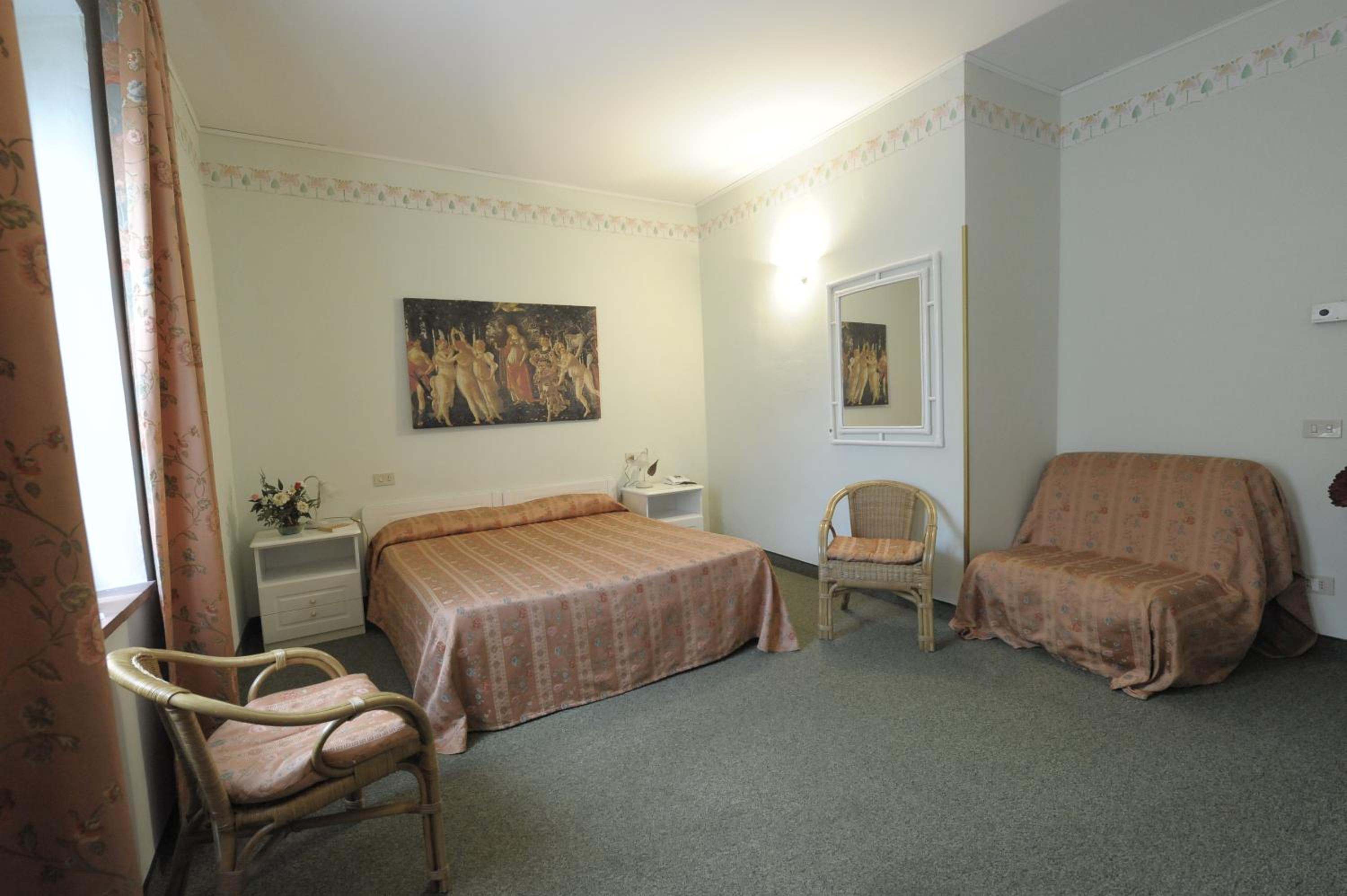 Triple Room photo 3