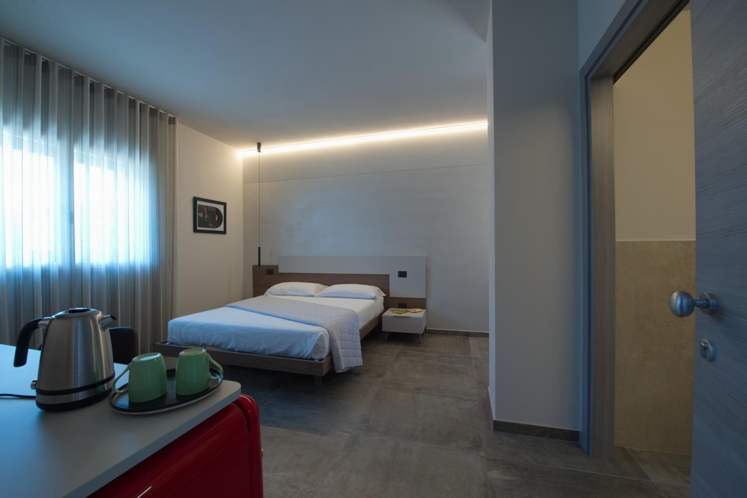 Quadruple Room with Private Bathroom photo 3