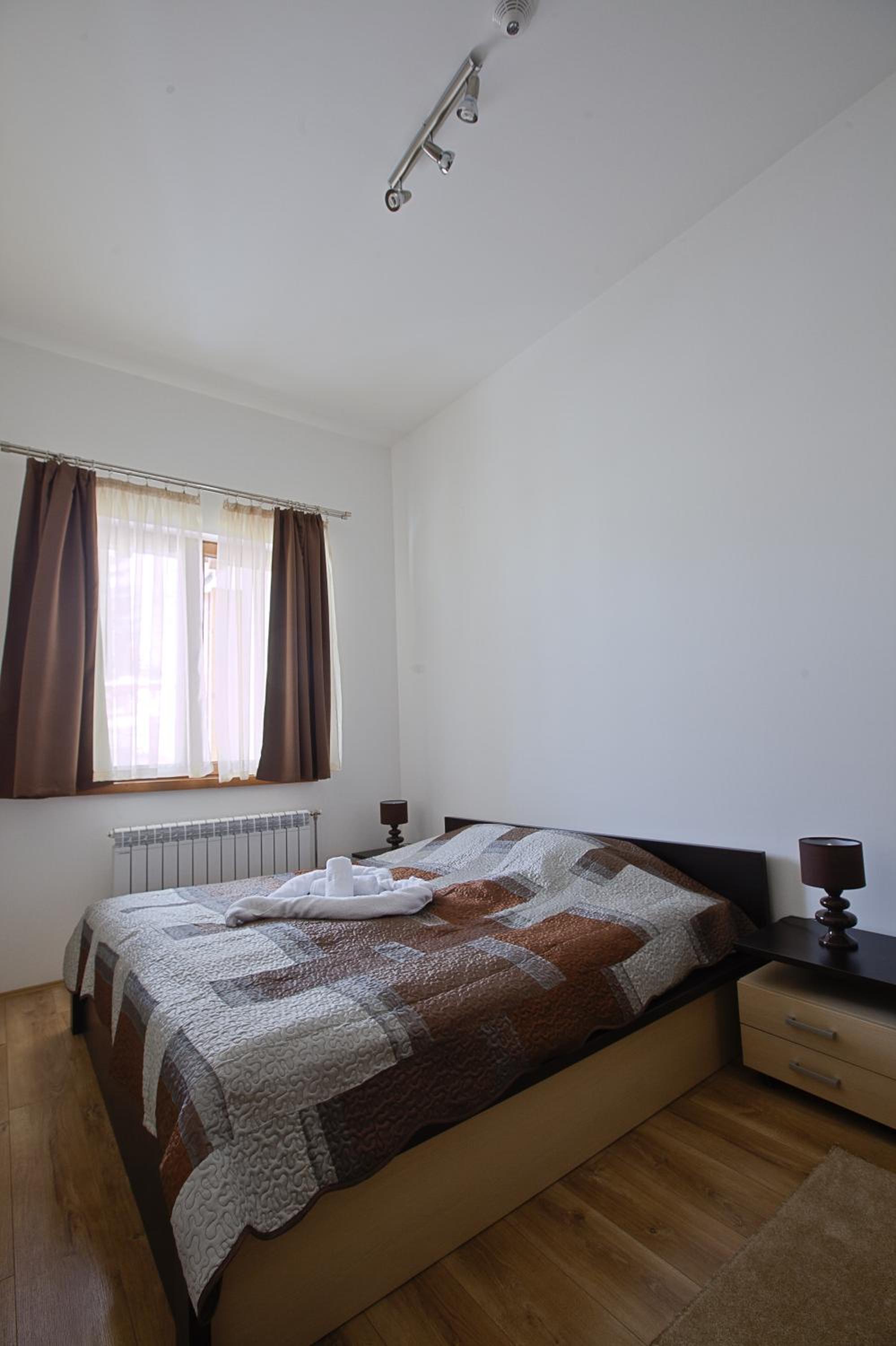 One-Bedroom Apartment with Free Wellness Access