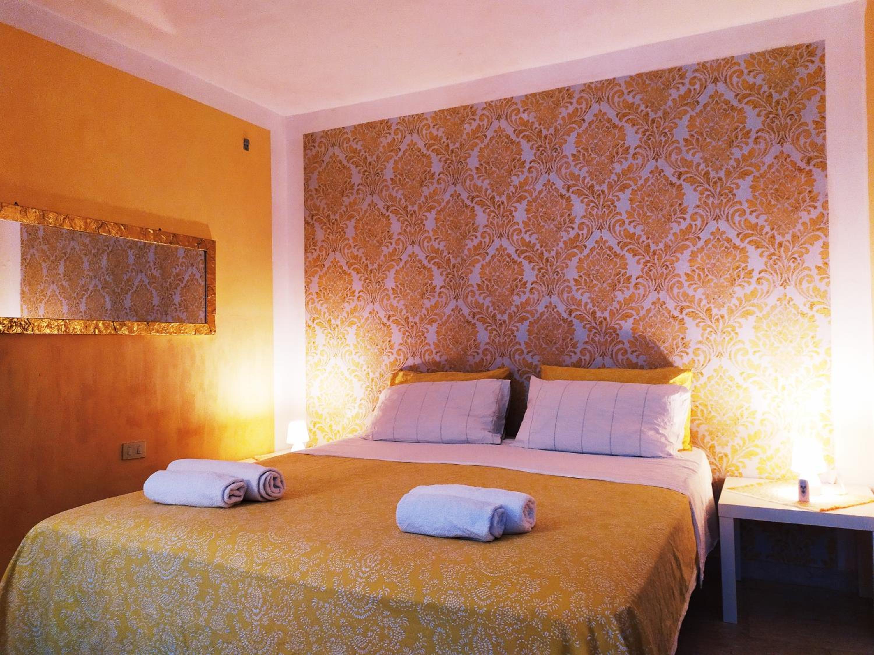 Double Room with Shared Bathroom