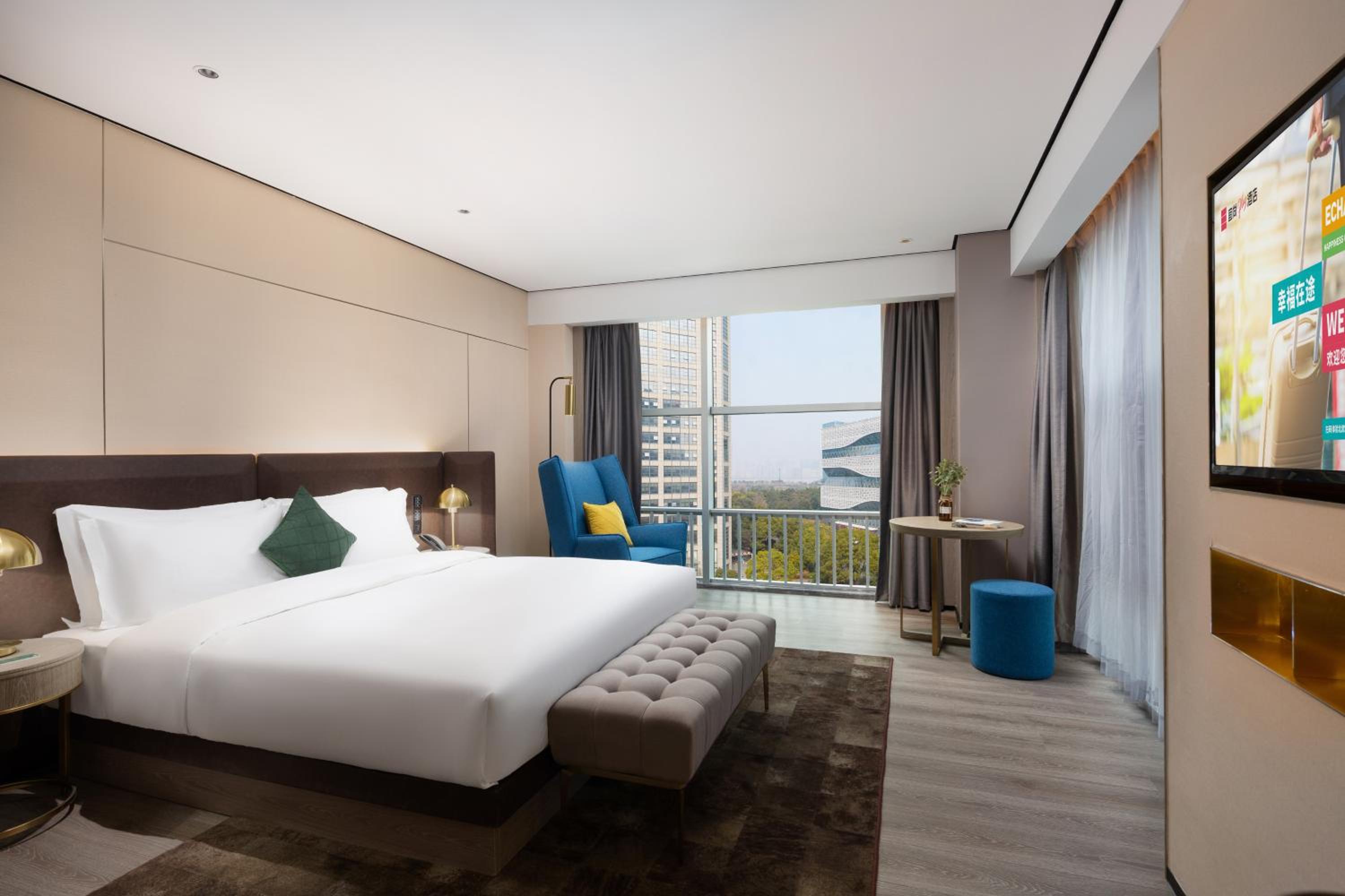 Superior Queen Room