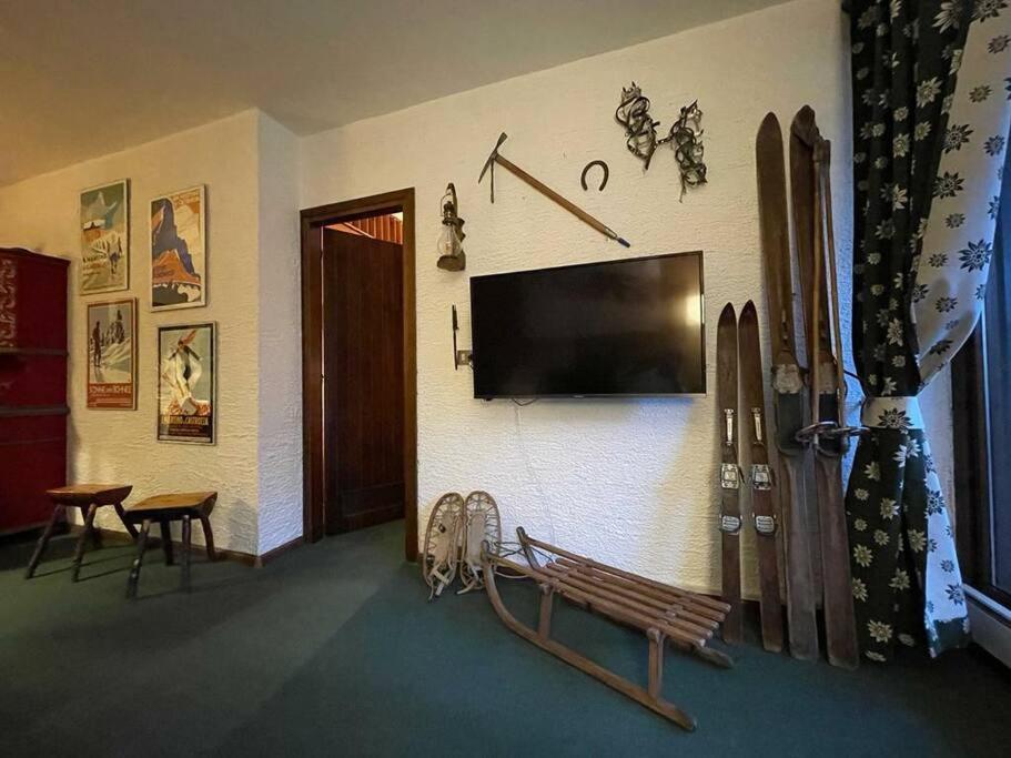 Two-Bedroom Apartment photo 1