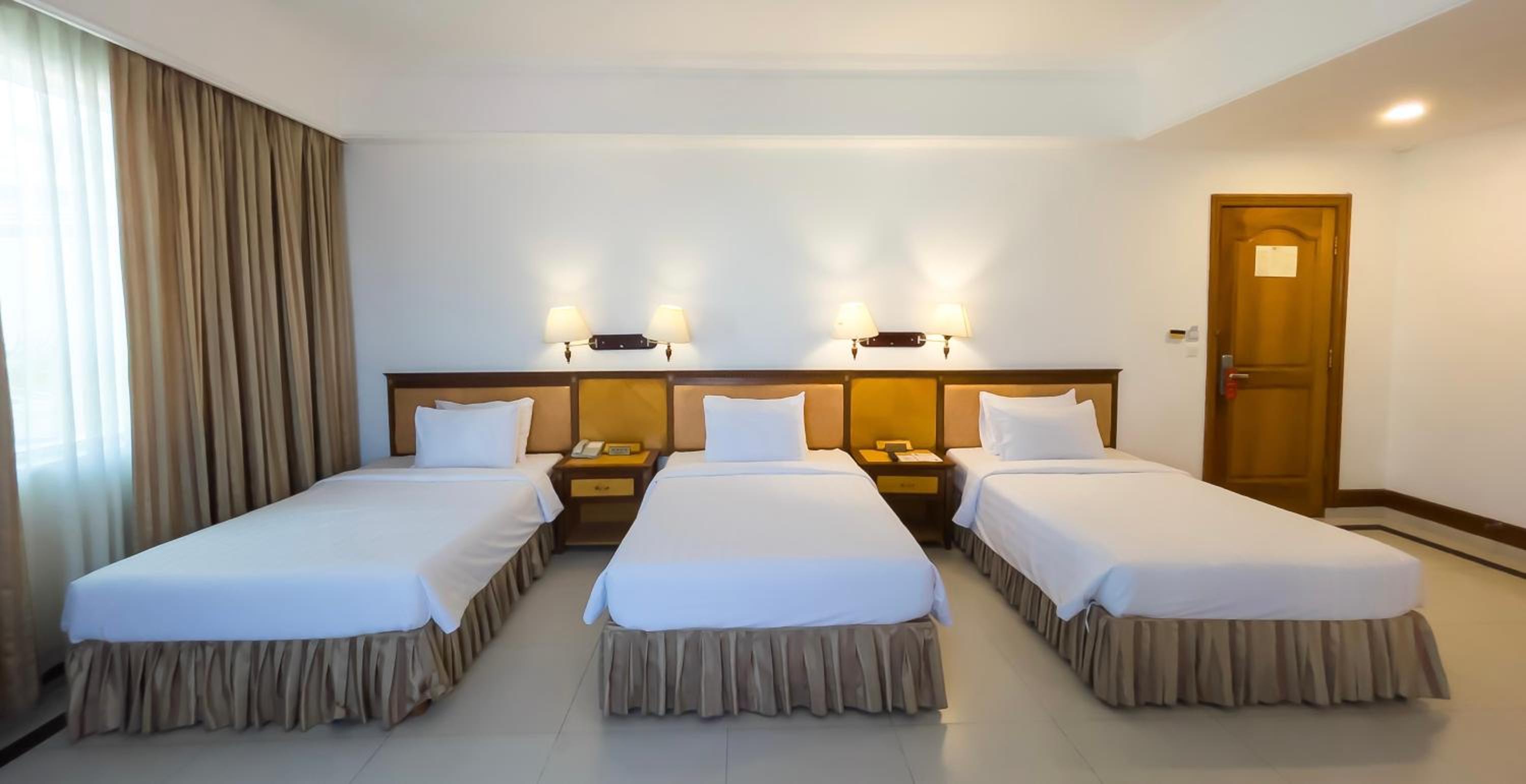 Superior Triple Room