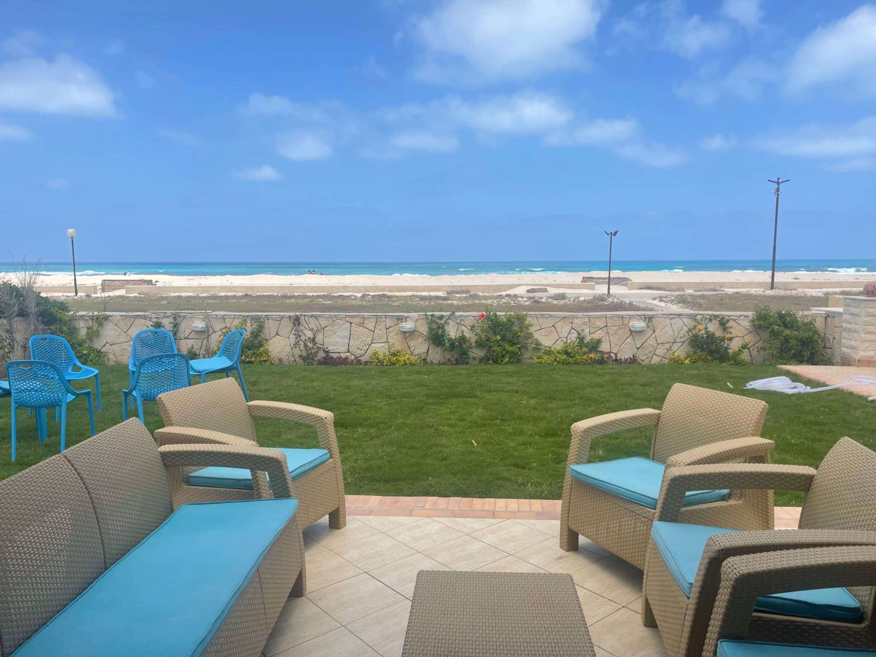 Three-Bedroom House - Photo 10