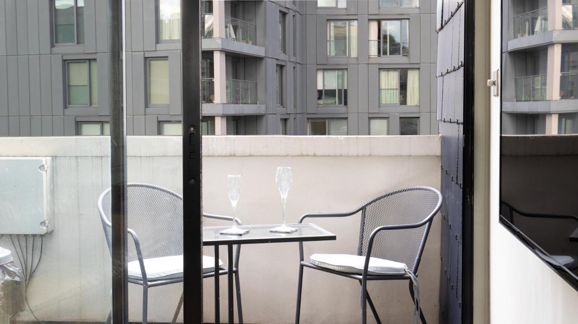 King Room With Balcony photo 3