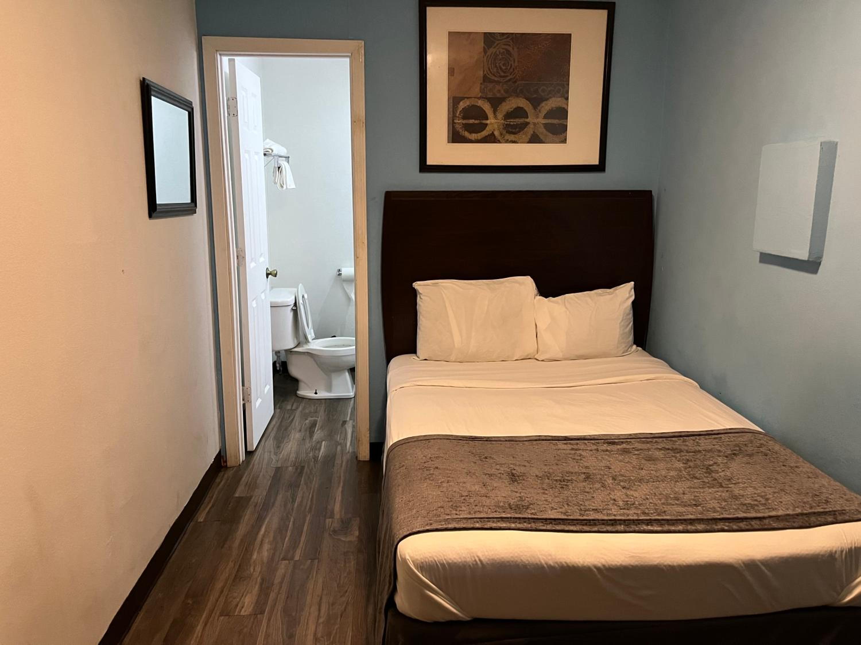 Small Double or Twin Room