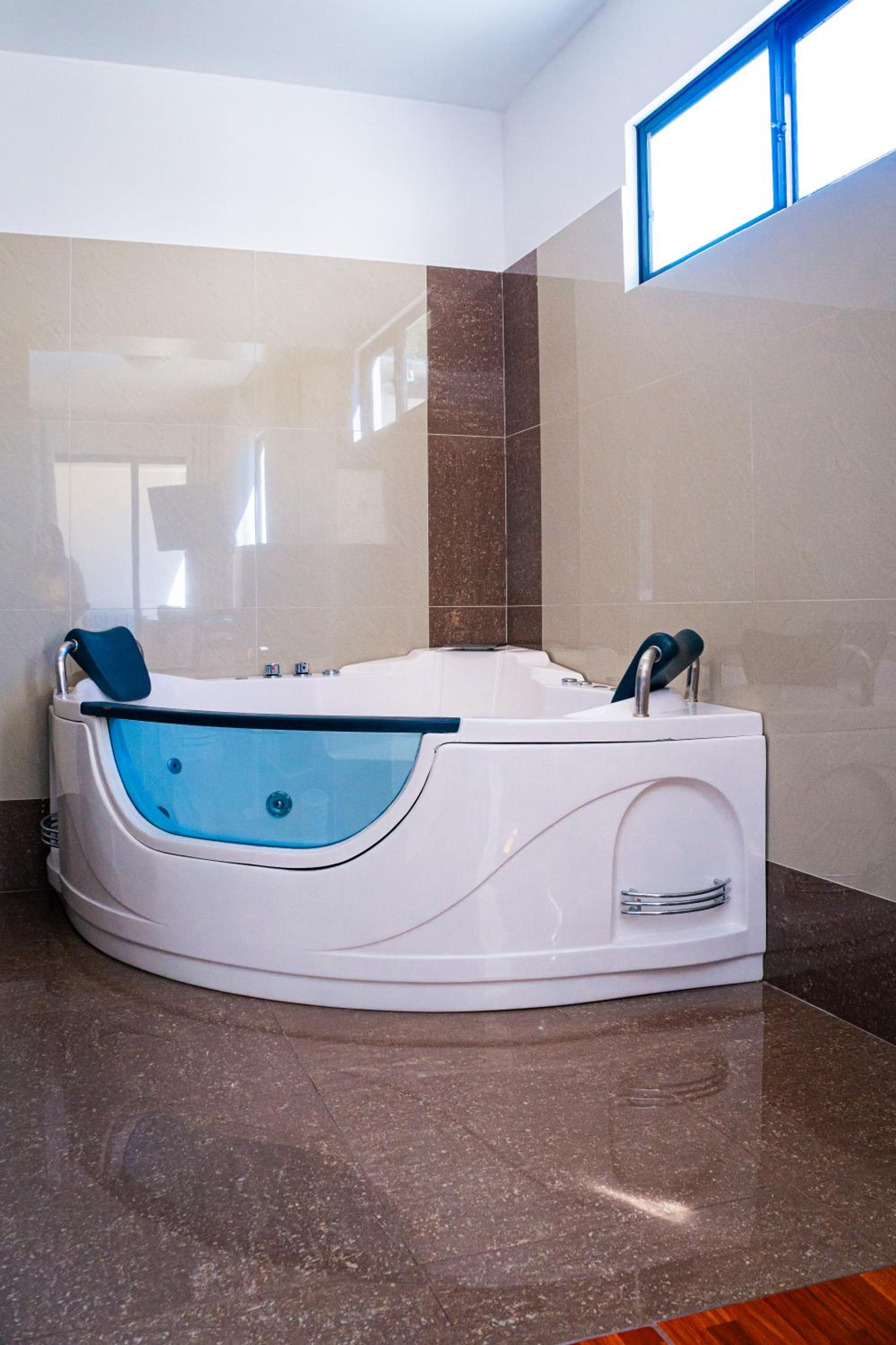 Superior Suite photo 2
