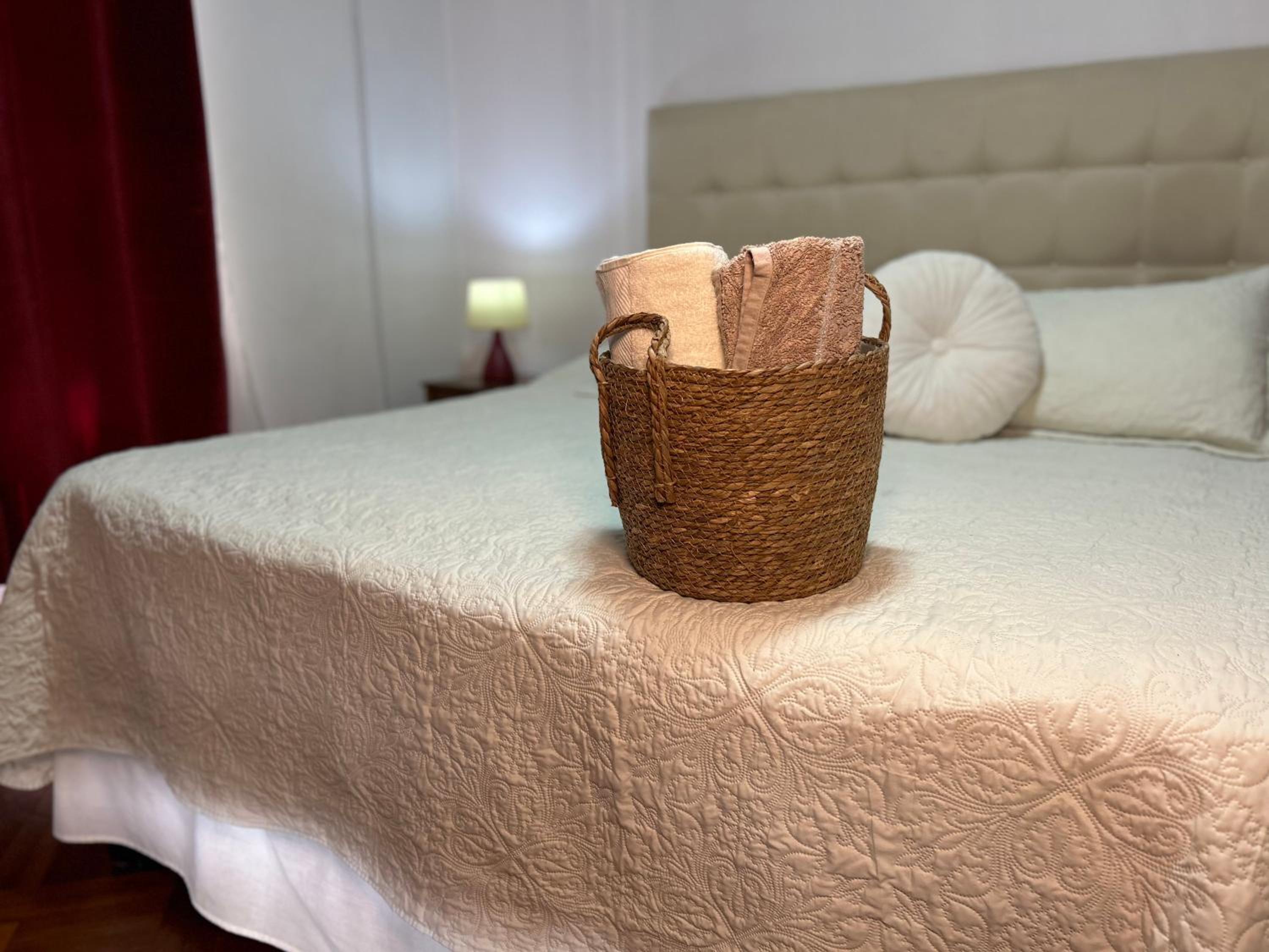 Double Room with Shared Bathroom photo 3