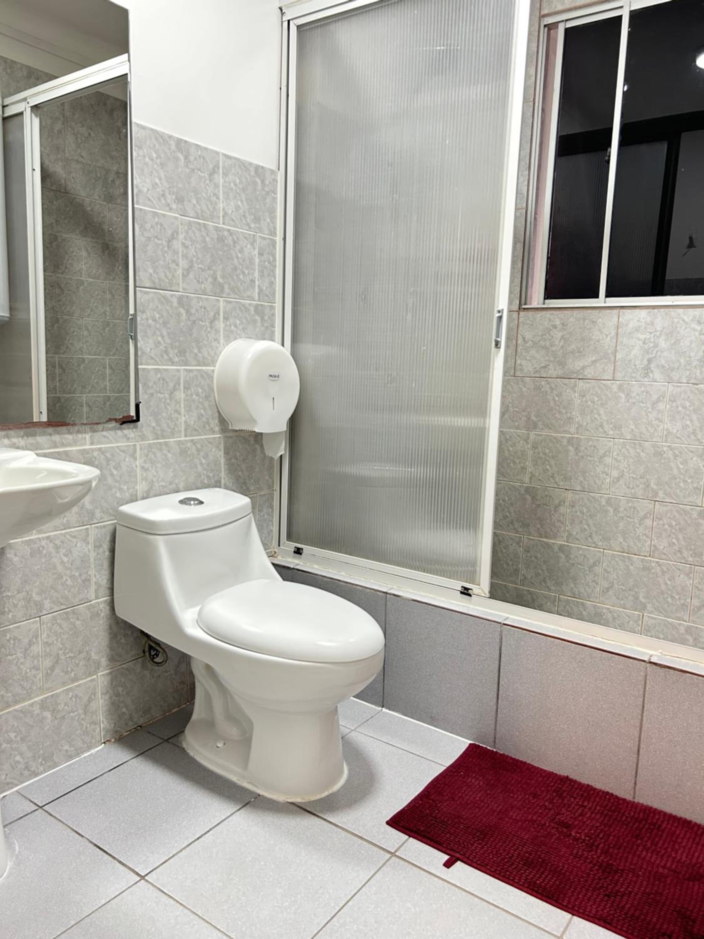 Double Room with Shared Bathroom photo 2