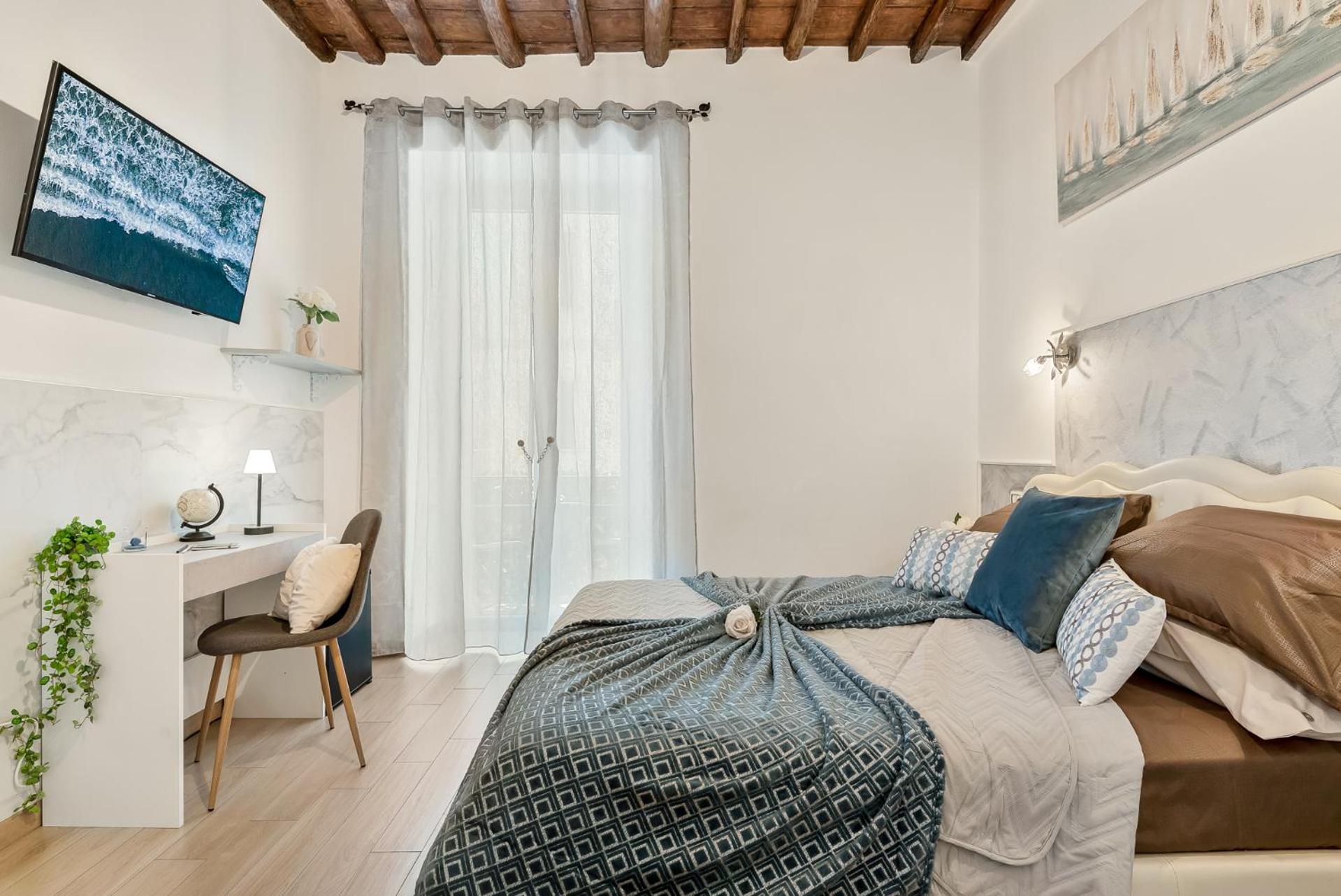 Double Room with Balcony photo 2