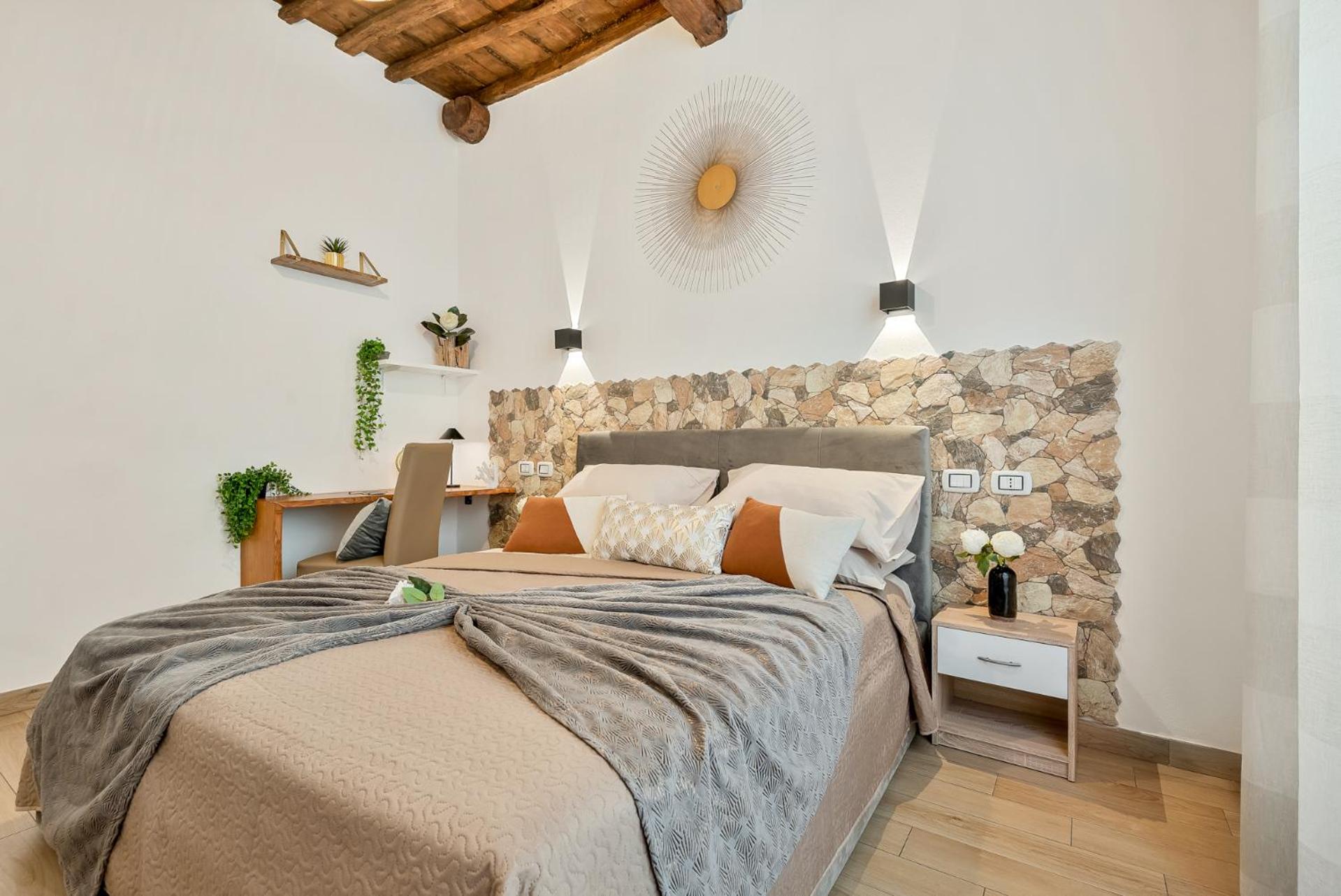 Double Room with Private External Bathroom