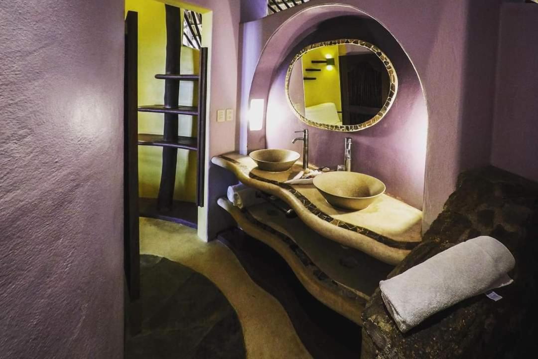 Standard  Room - Photo 11