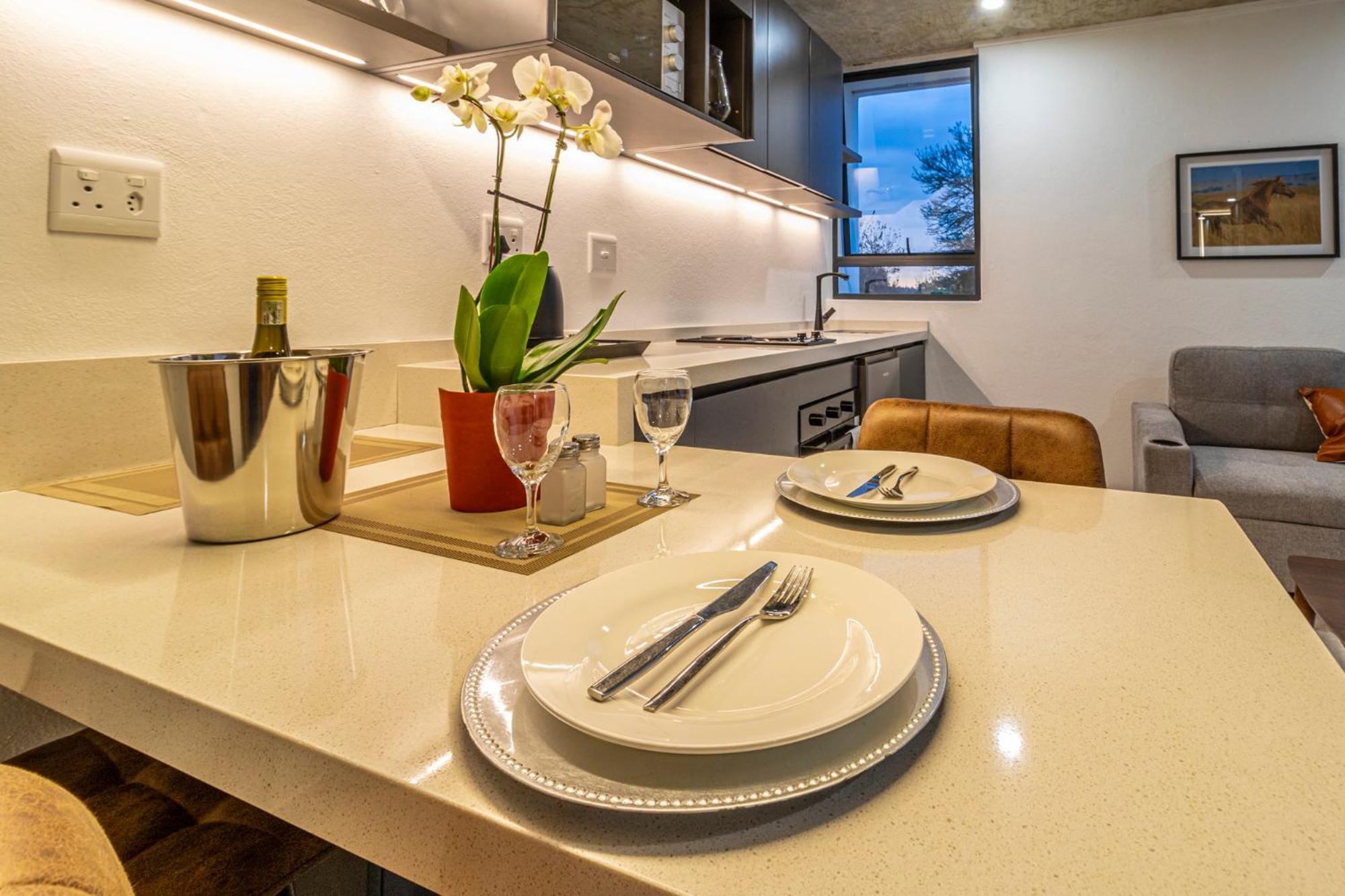 Deluxe Suite - Photo 2