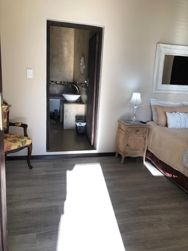 Double Room with Lake View photo 2