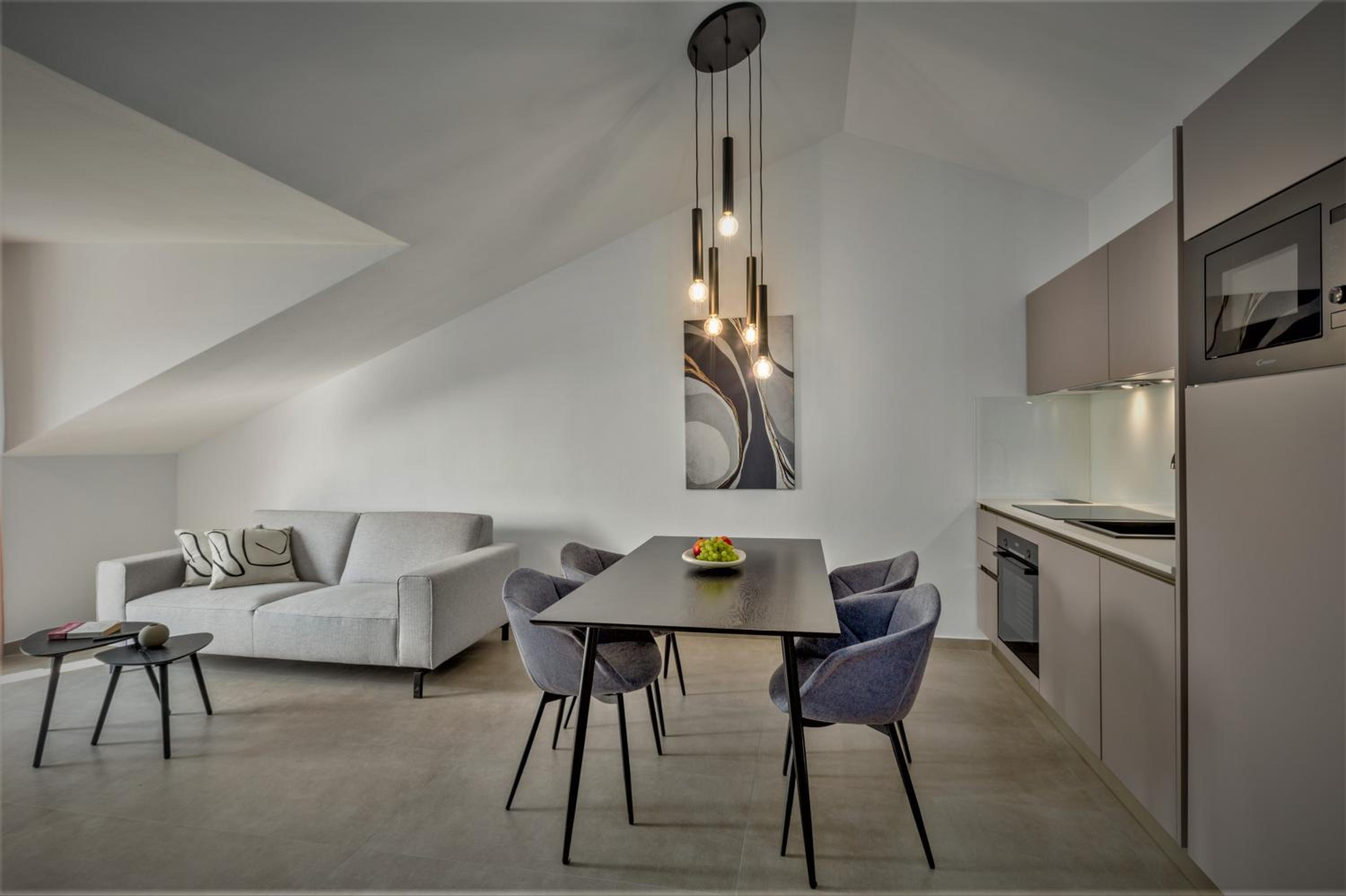 Apartment photo 3