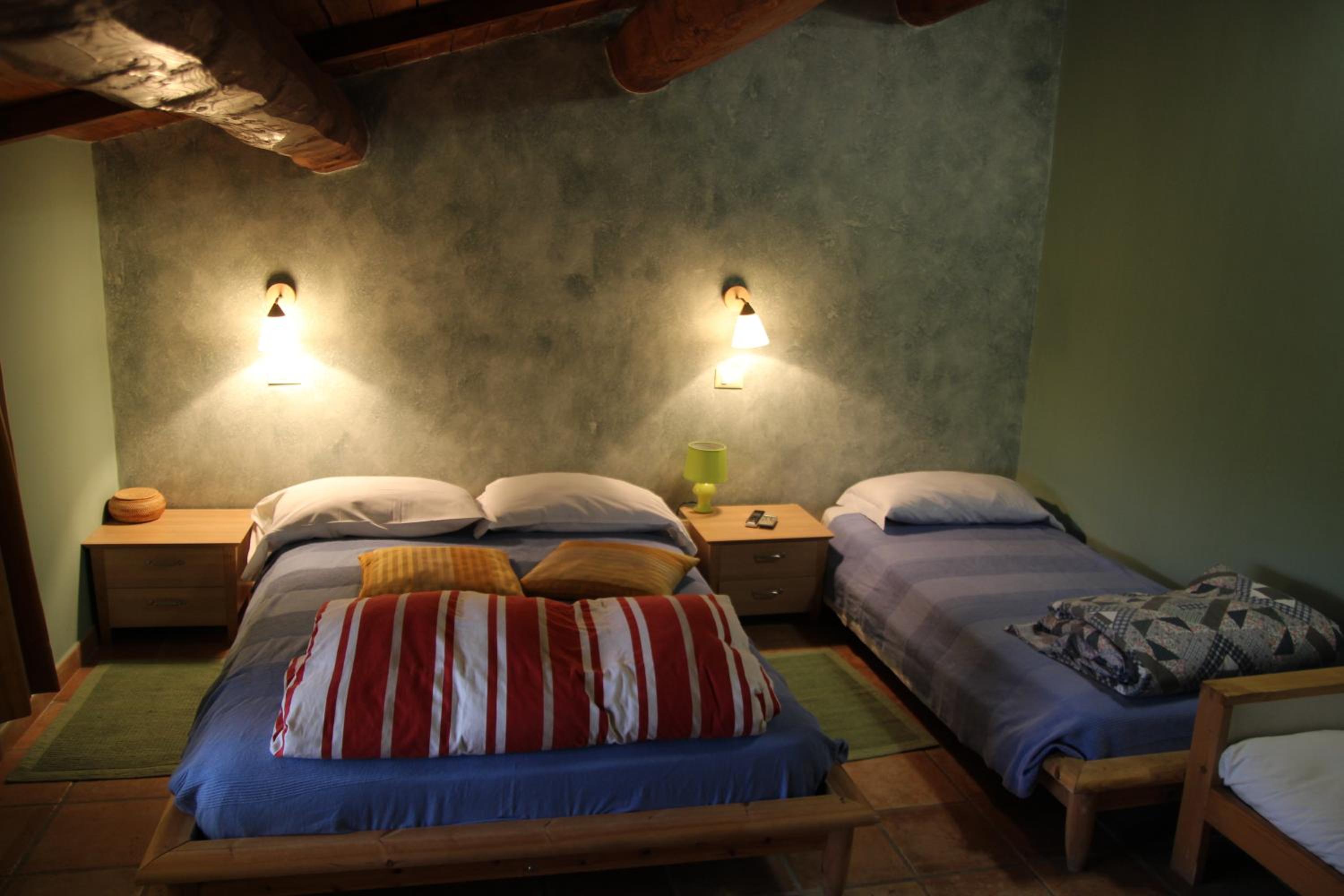 Quadruple Room - Photo 8