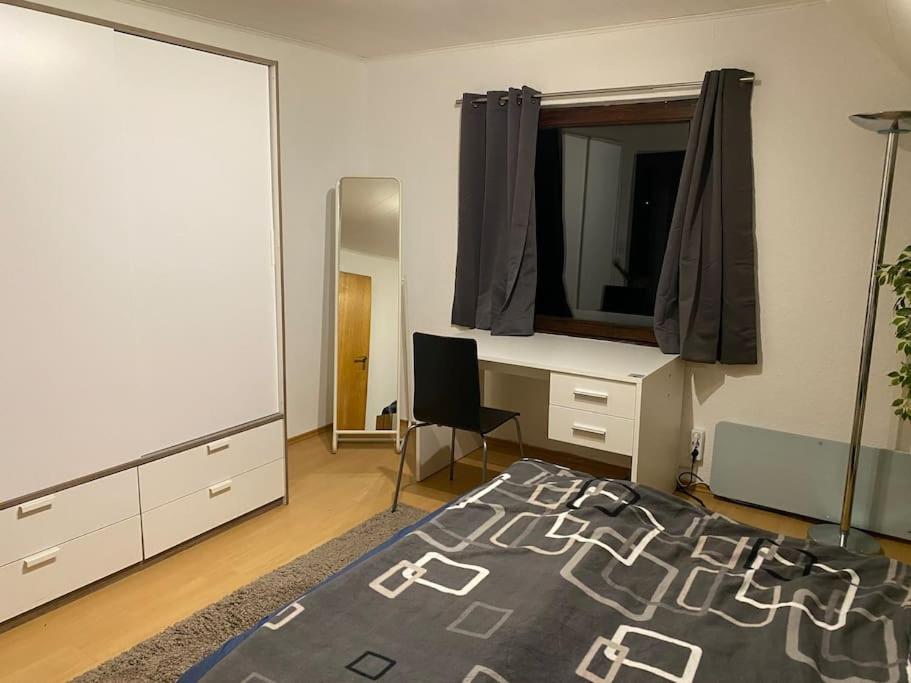 Two-Bedroom Apartment photo 3
