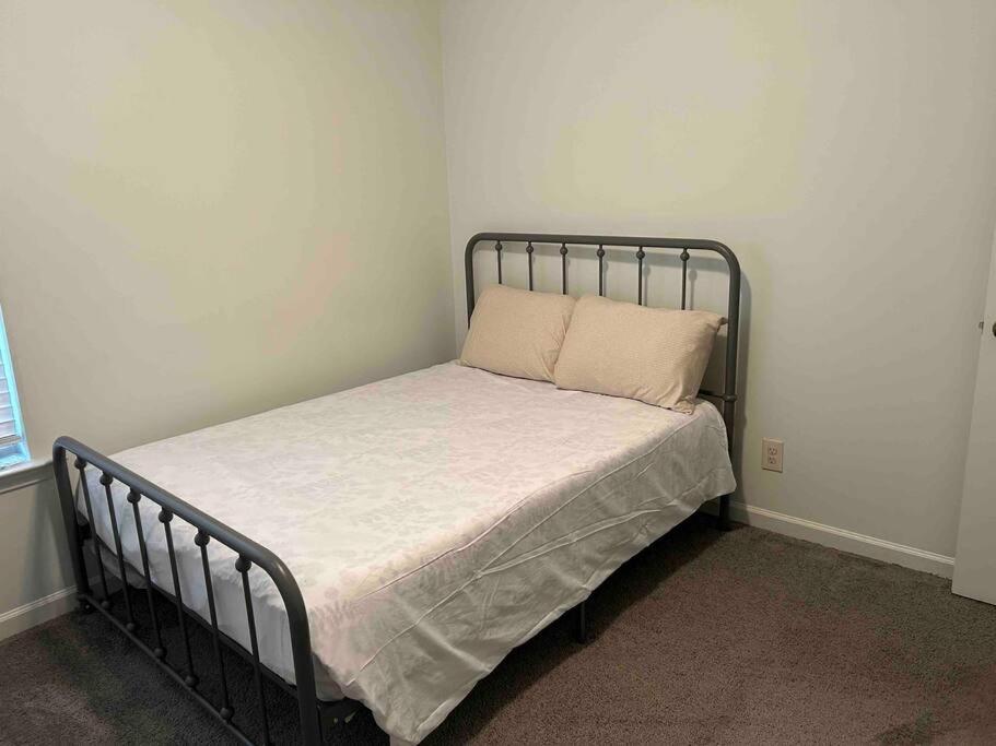 One-Bedroom House photo 2