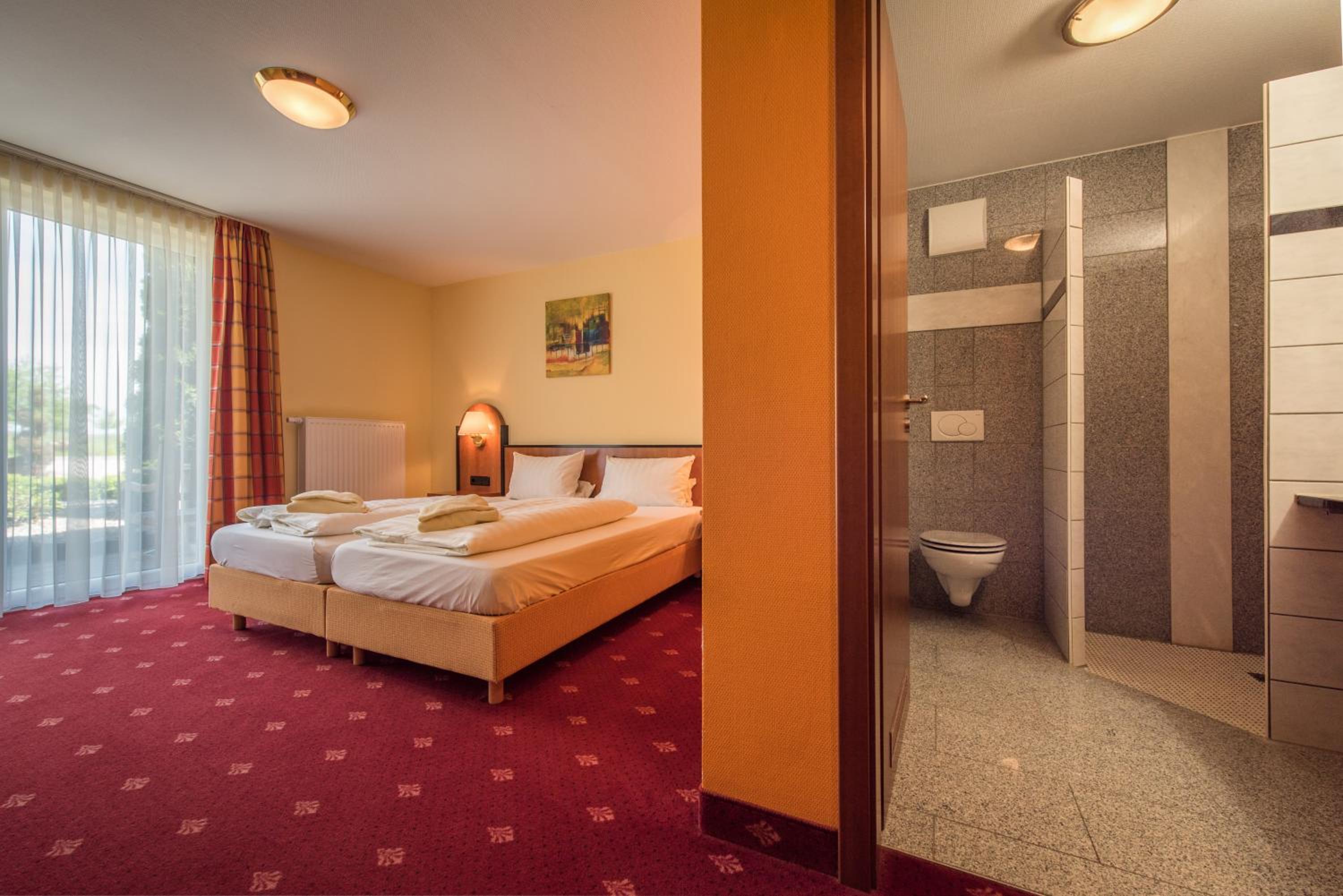 Single Room photo 3