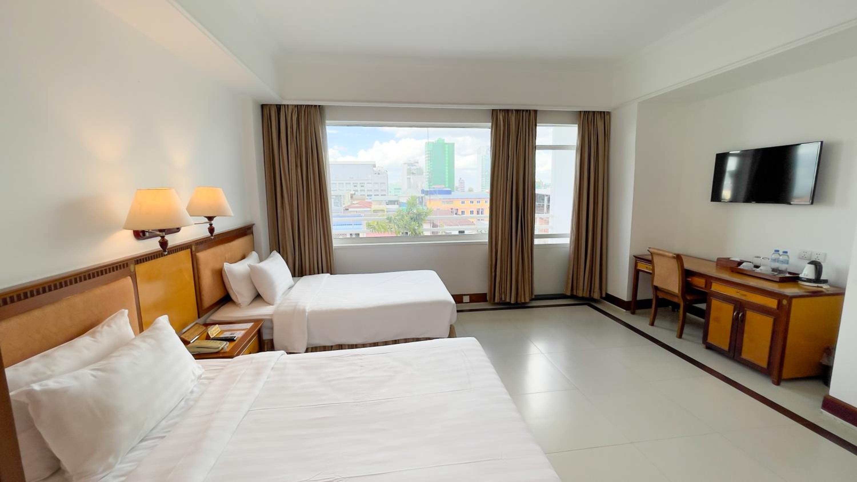 Deluxe Twin Room - Photo 4