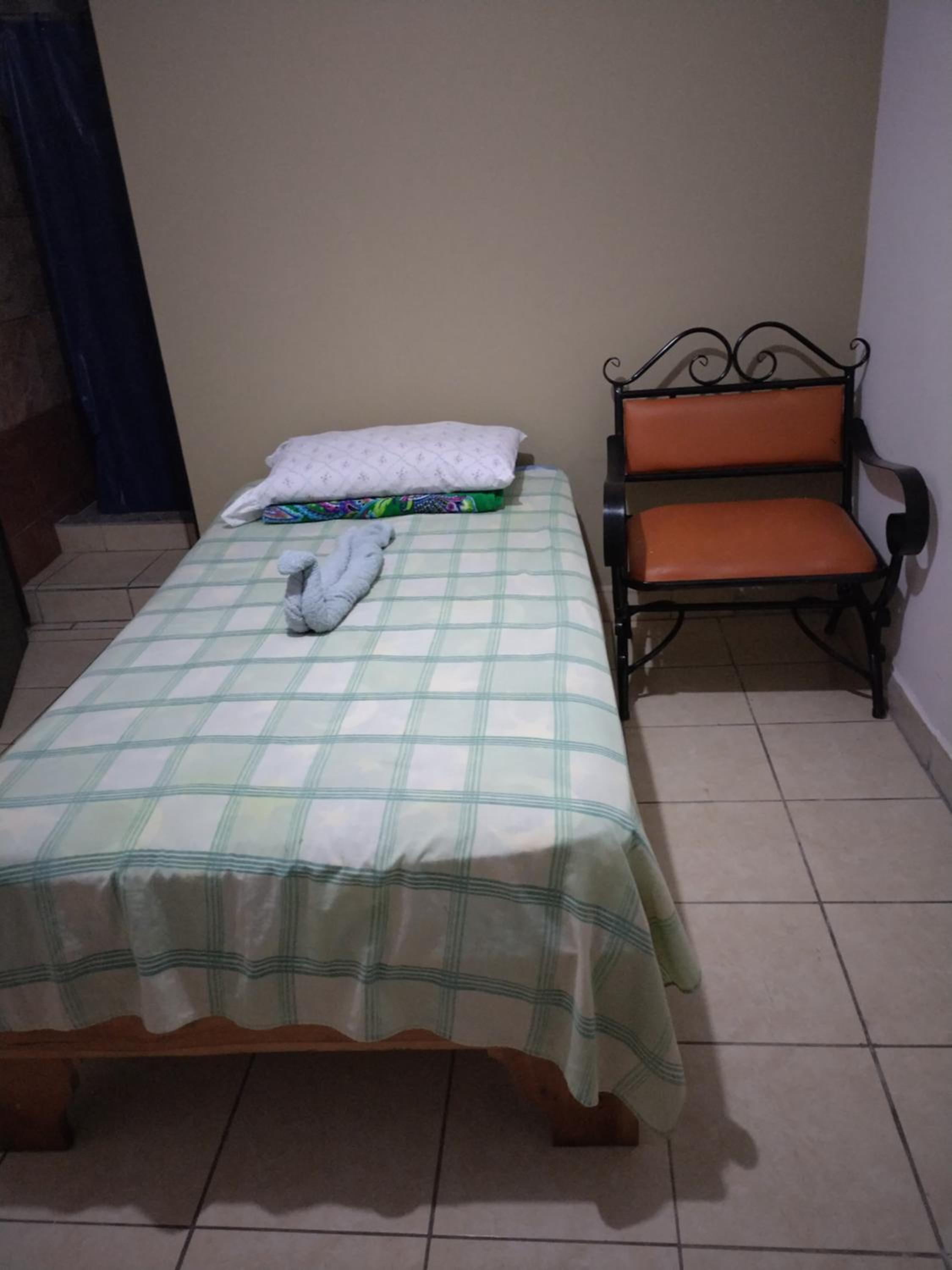 Single Room photo 2
