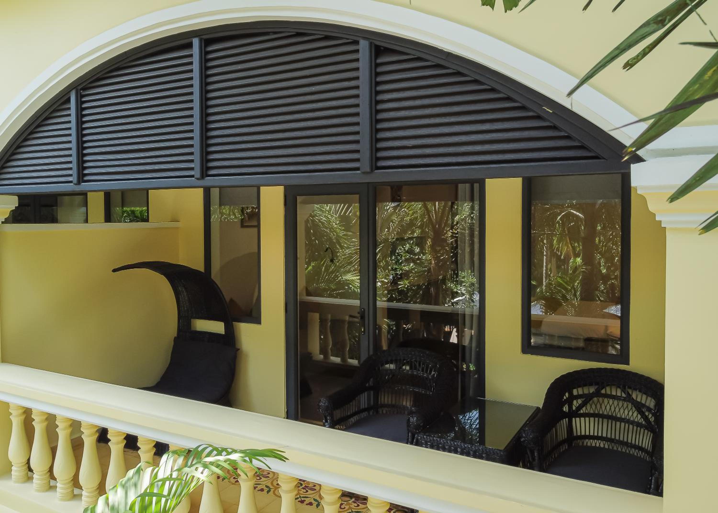 Deluxe Double Room with Balcony - Photo 28