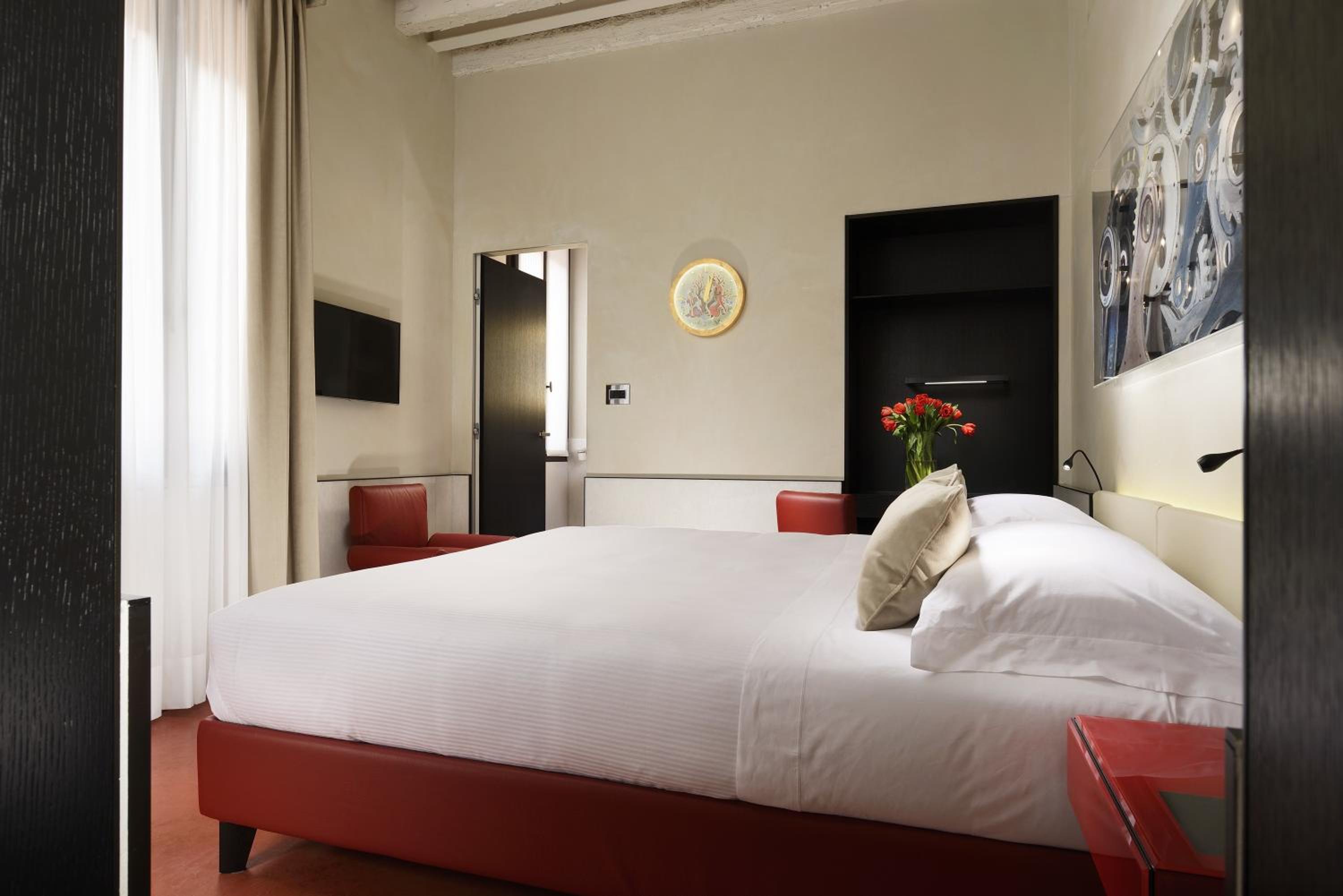 Superior Double Room photo 2